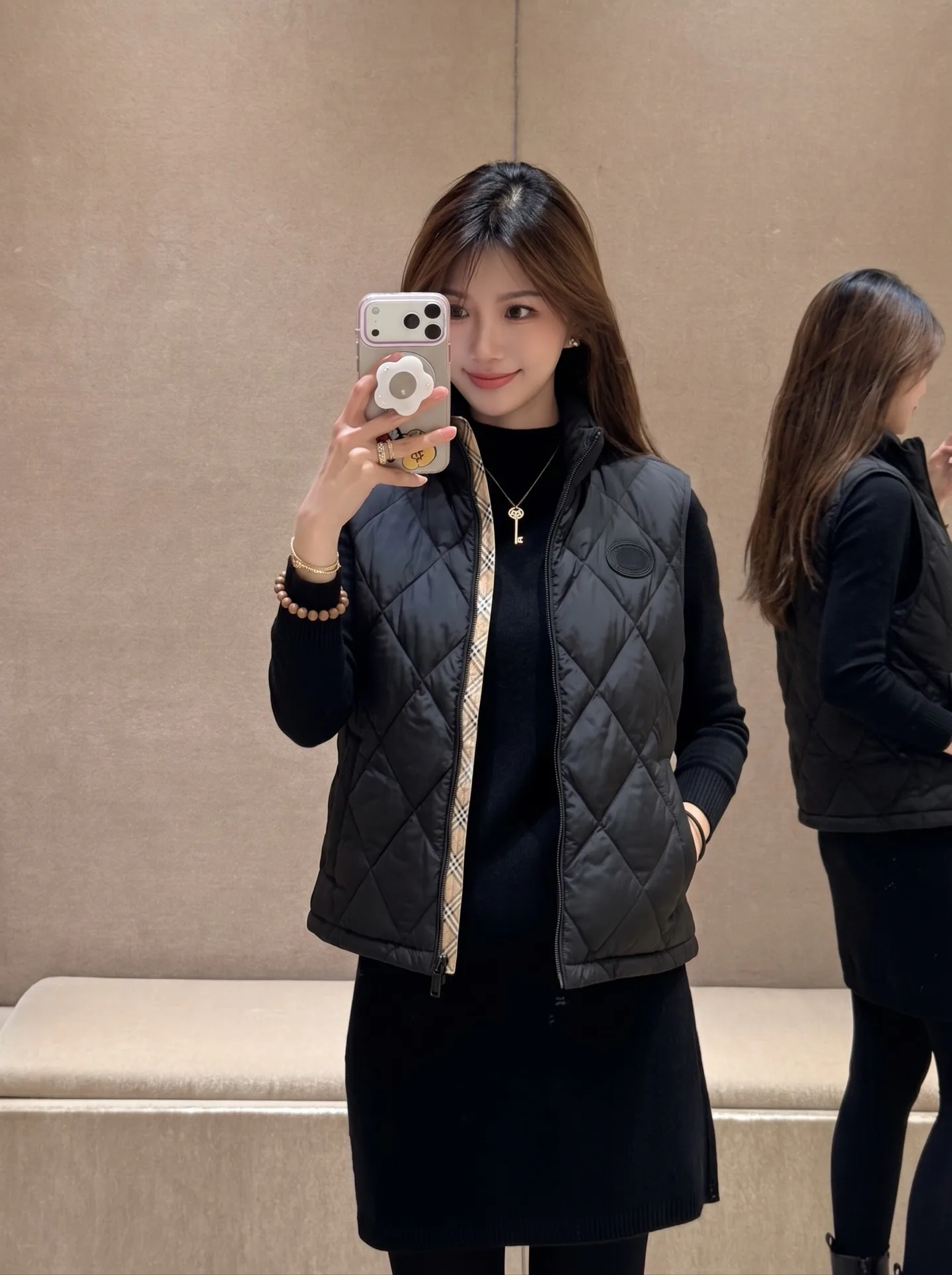 Жилеты Женские Burberry 18713462