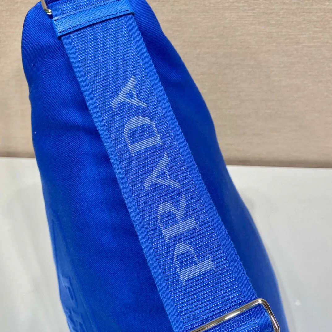 Сумки На Ремне Женские Prada 11409611
