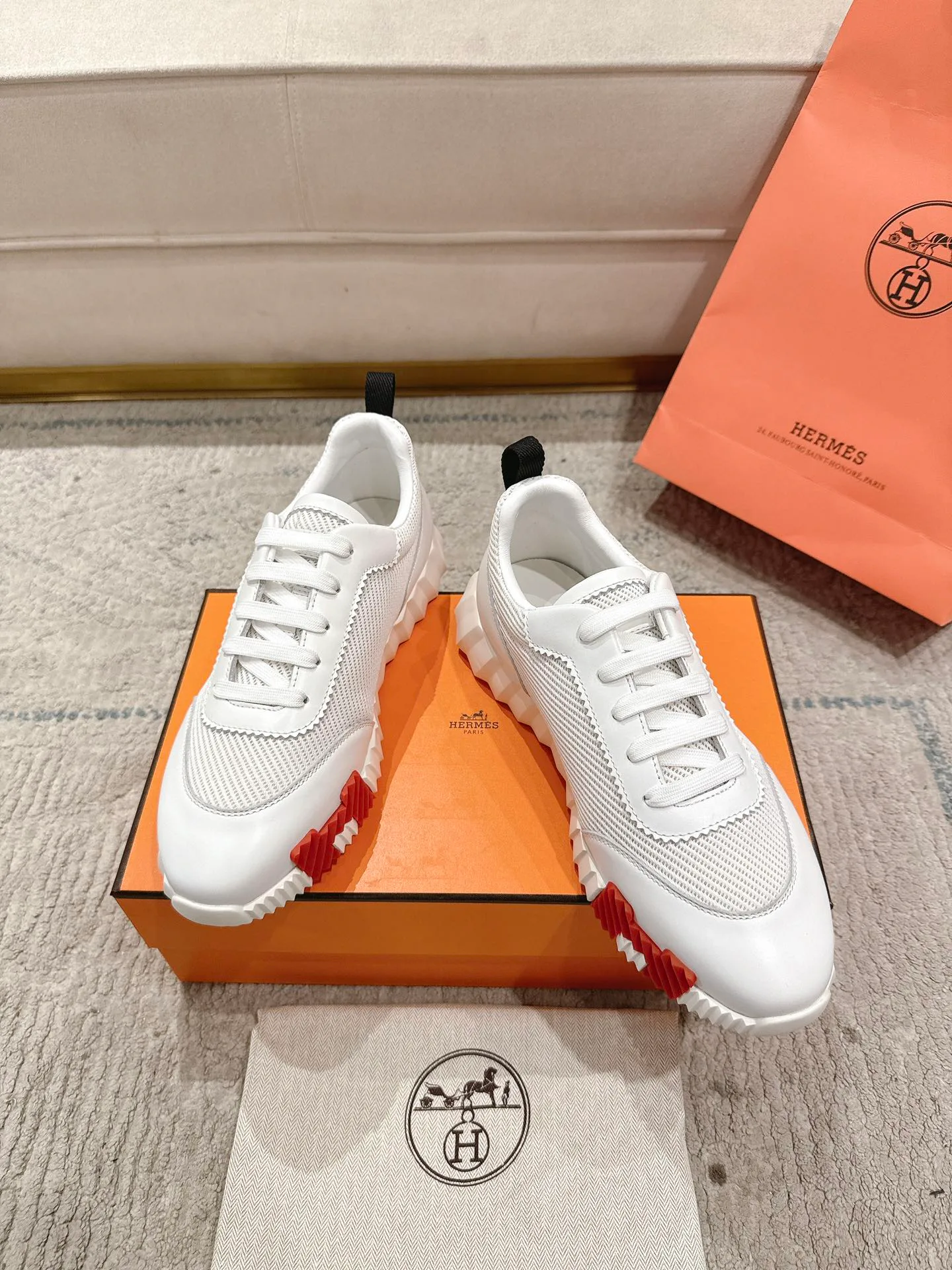 Кроссовки Женские Hermes 11738673