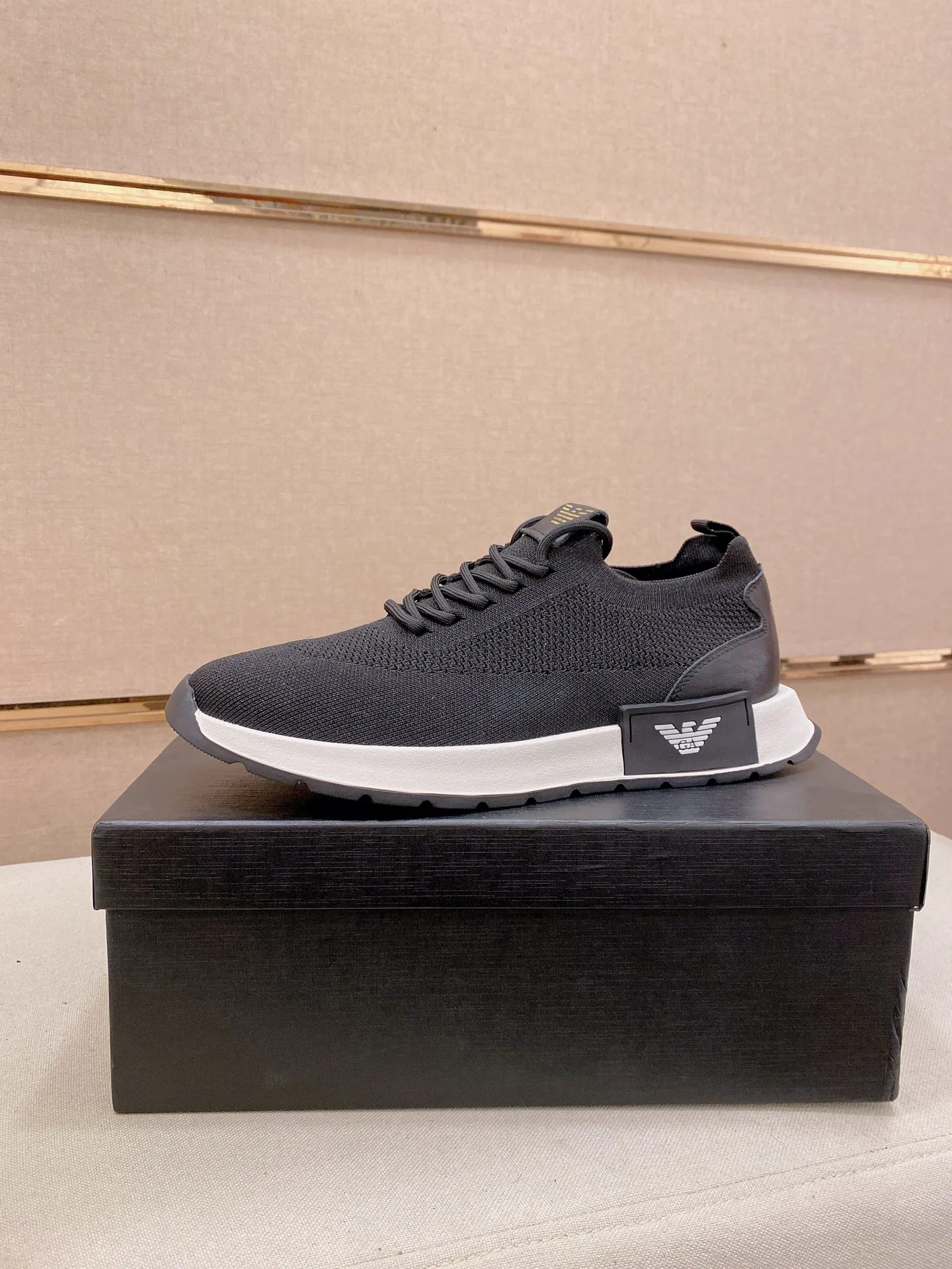 Кроссовки Мужские Armani 13293857