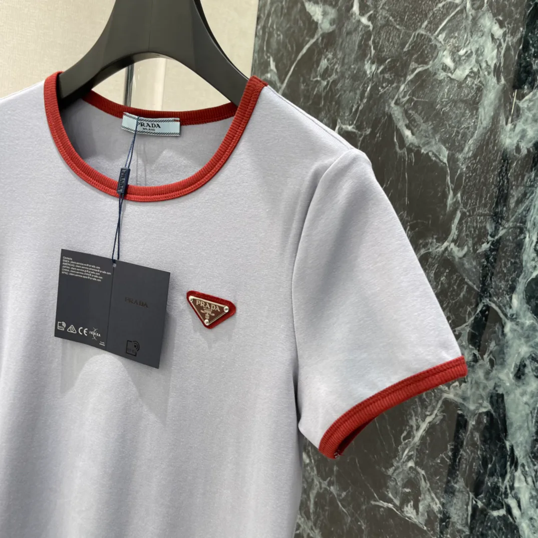 Футболки Женские Prada 11220893