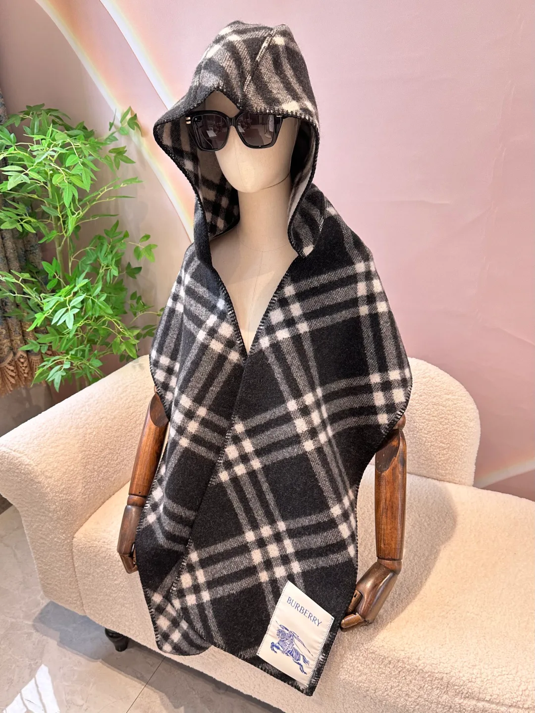 Шарфы Burberry 7065095