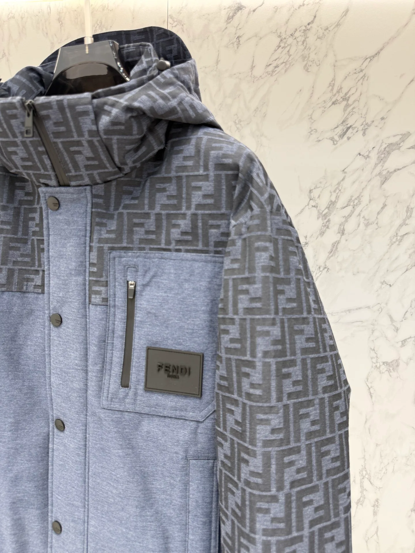 Куртки И Пуховики Мужские Fendi 4000190