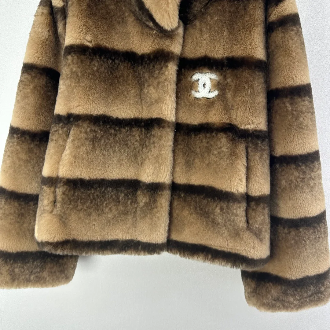 Шубы Женские Chanel 550778