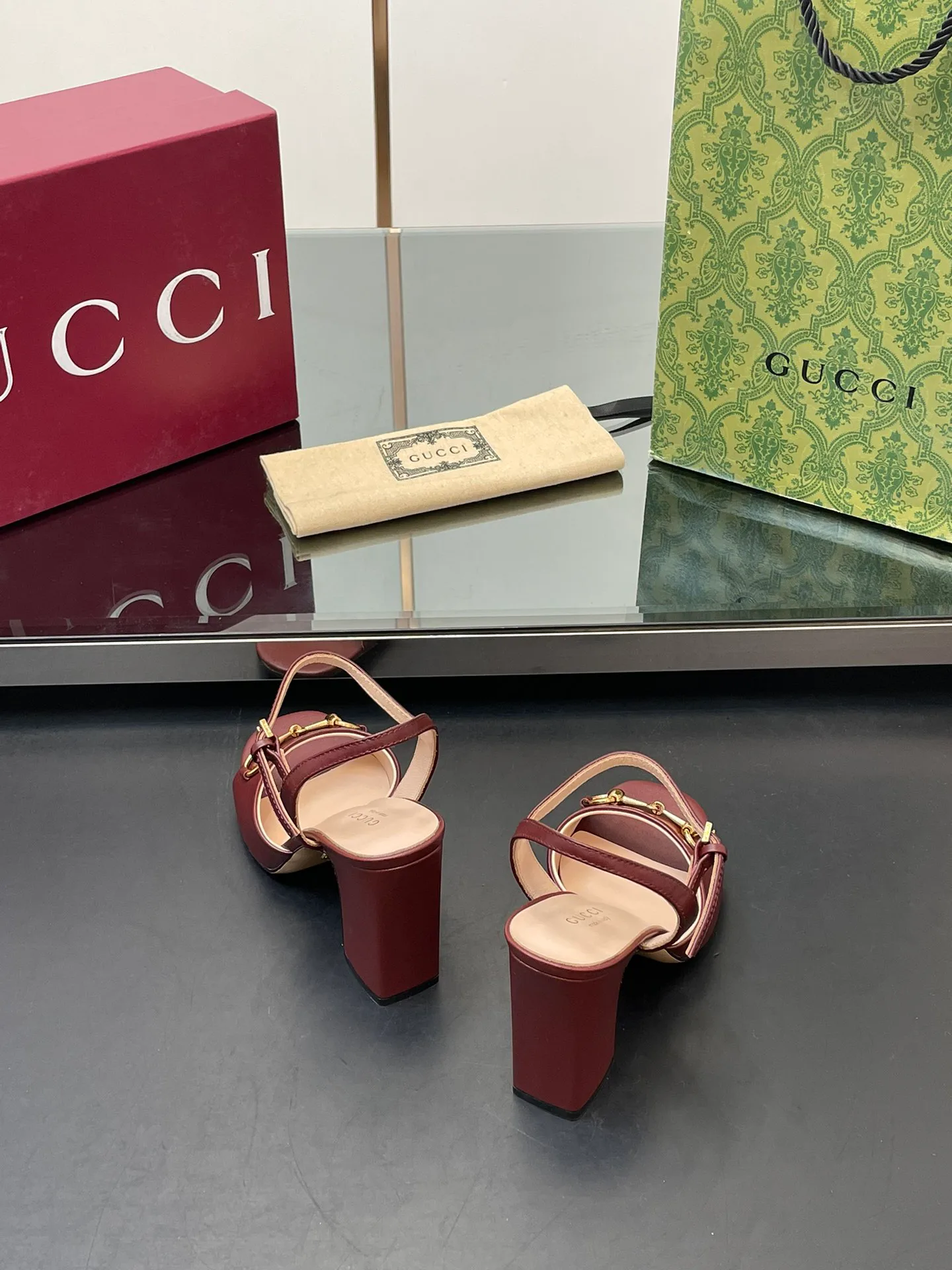 Босоножки Женские Gucci 22799