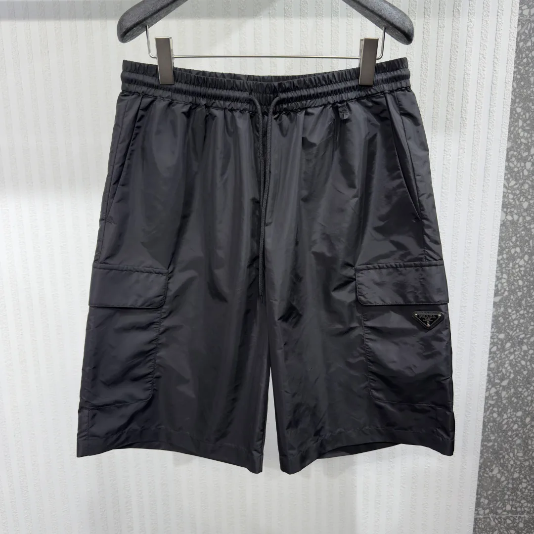 Шорты Мужские Prada 13139500