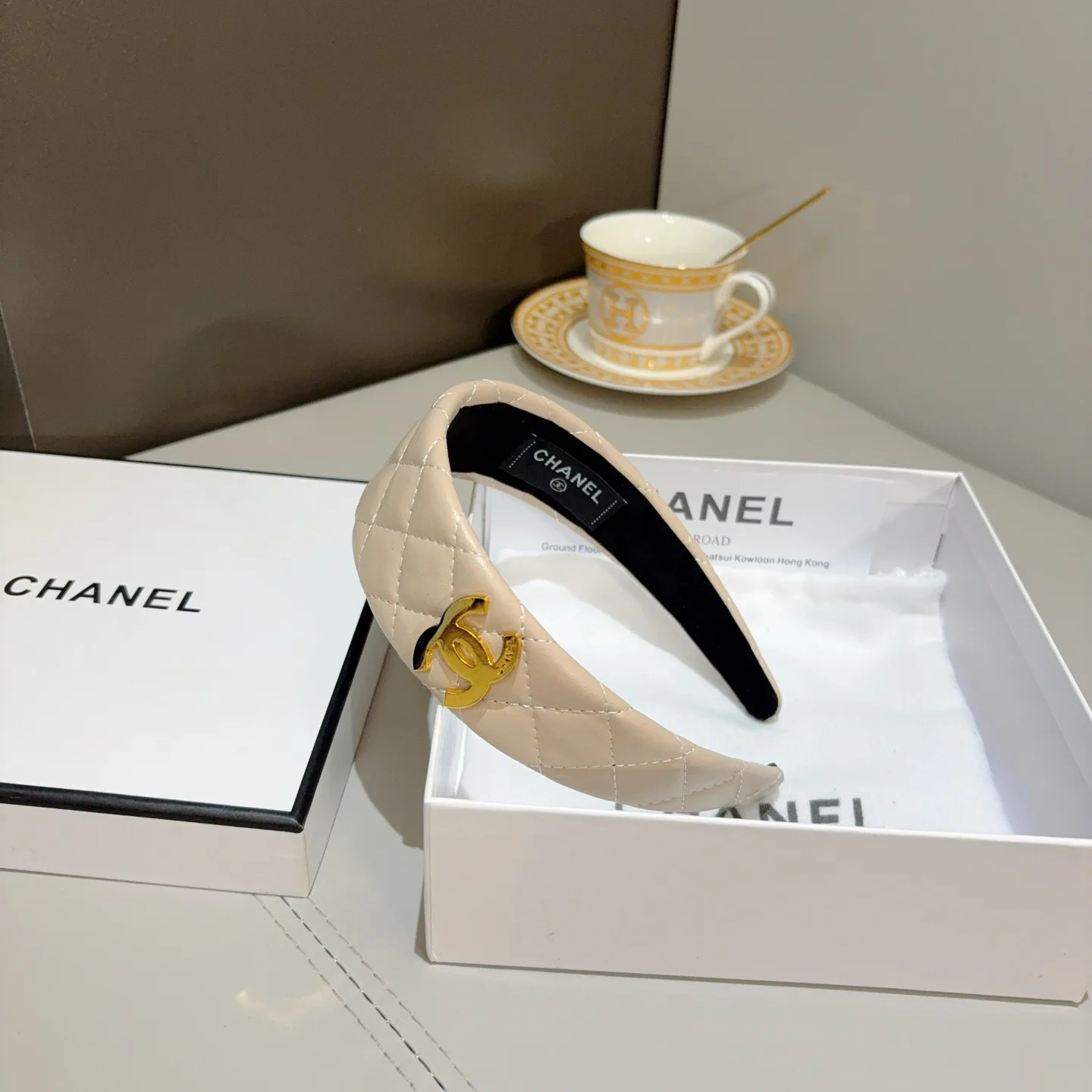Головные Уборы Chanel 11469116