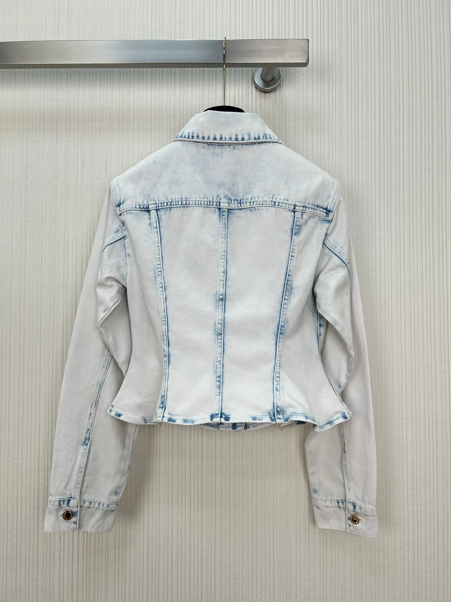 Куртки И Пуховики Женские Louis Vuitton 6252291