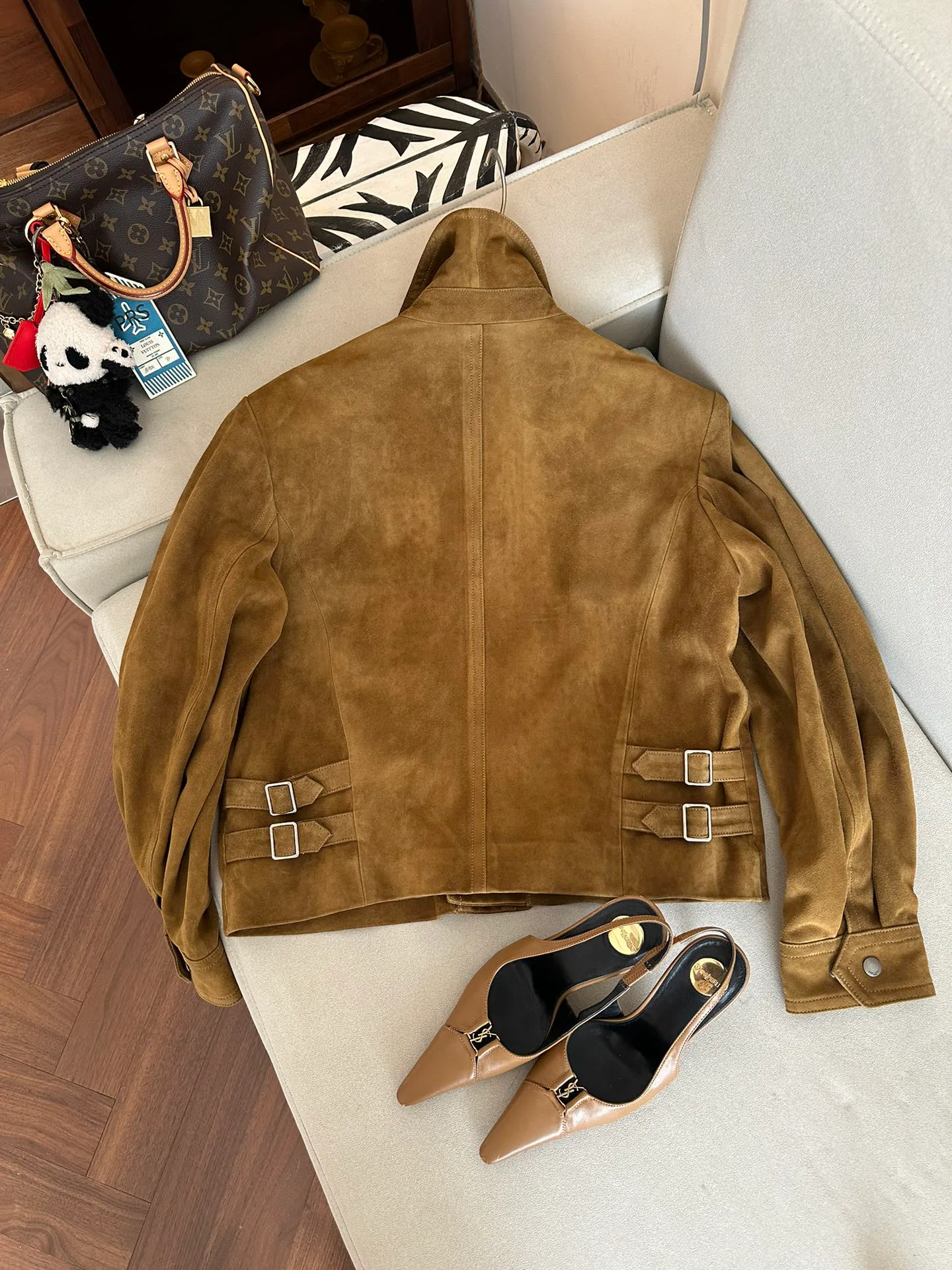 Кожаные Куртки И Дублёнки Женские Saint Laurent 11786232