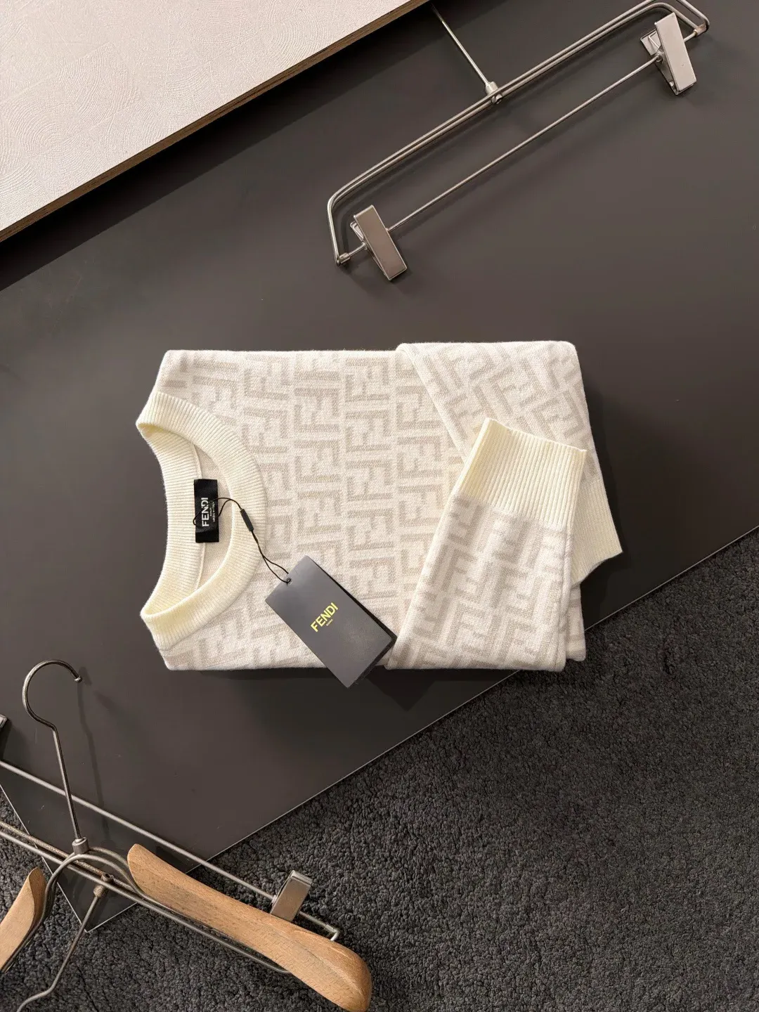 Джемперы И Свитеры Женские Fendi 961182