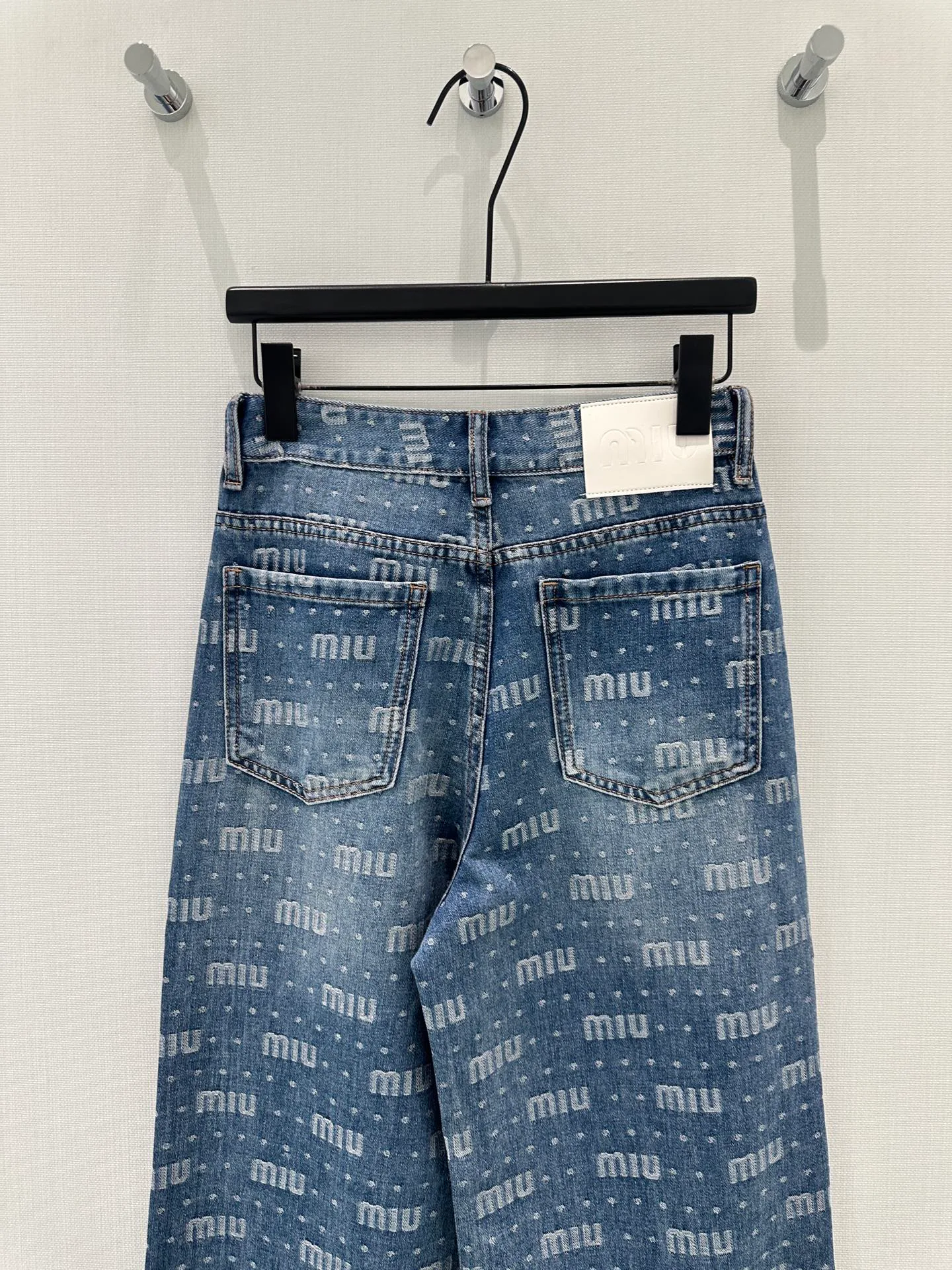 Джинсы Женские Miu Miu 11155632