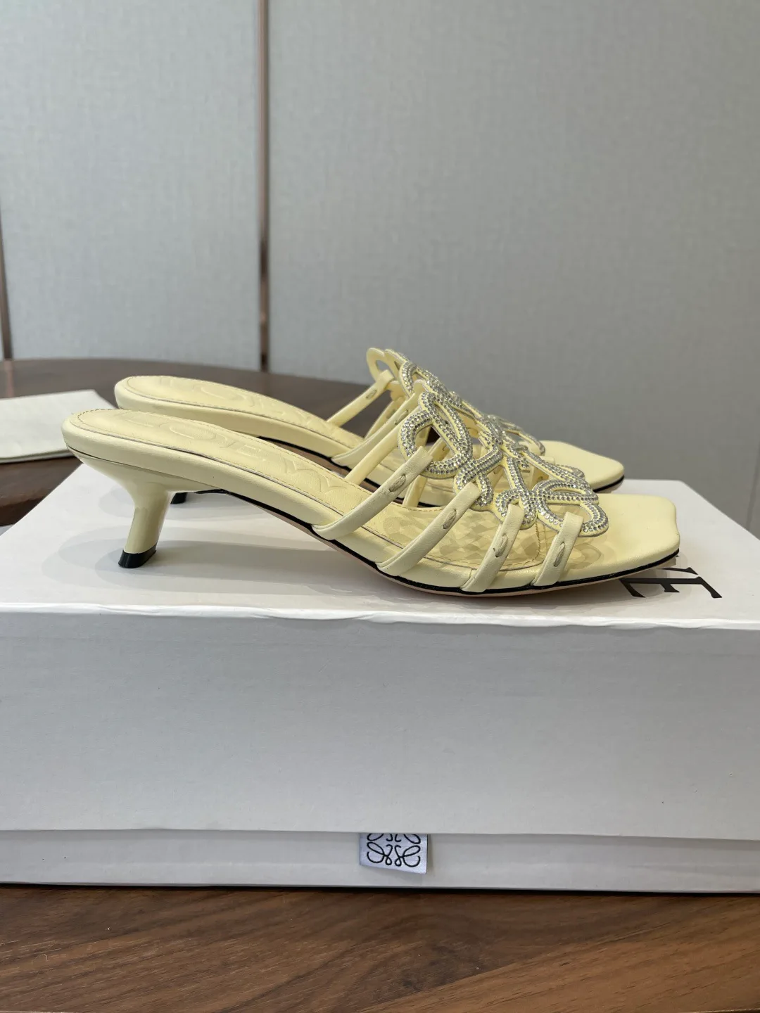 Босоножки Женские Loewe 11428004