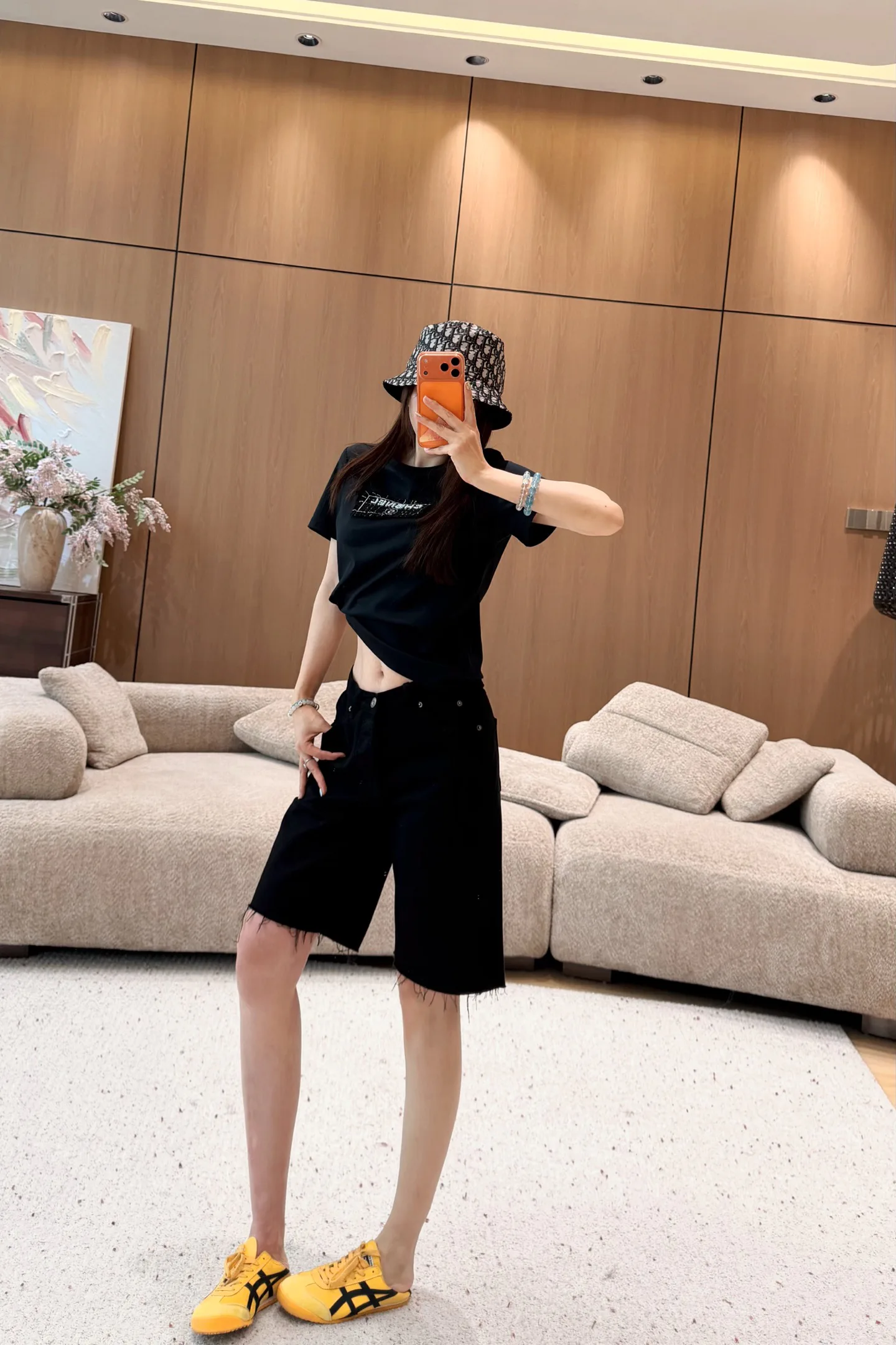 Шорты Женские Saint Laurent 12945591