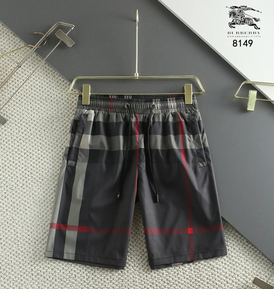 Шорты Мужские Burberry 18000495