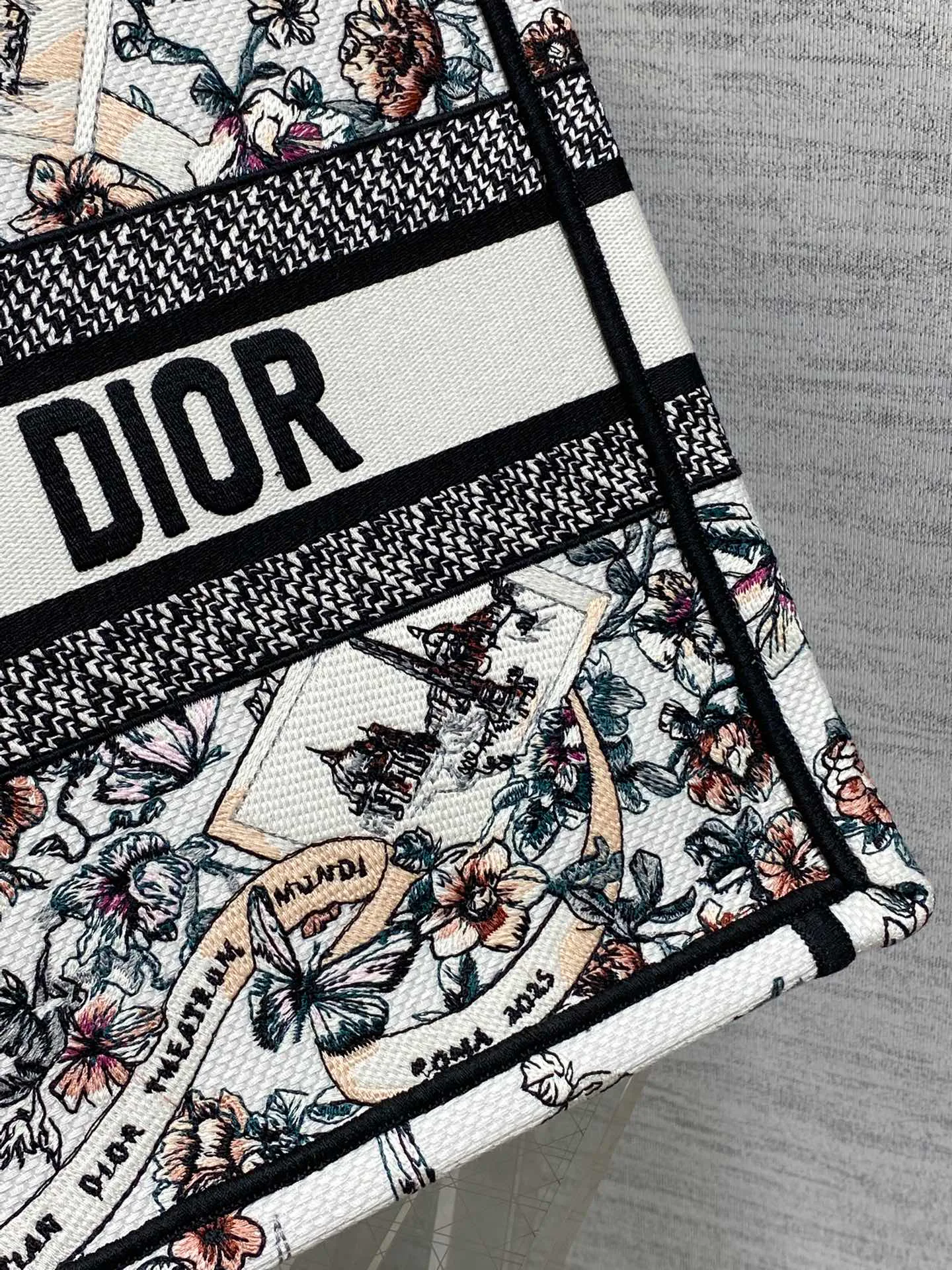 Классические Сумки Женские Christian Dior 11224067