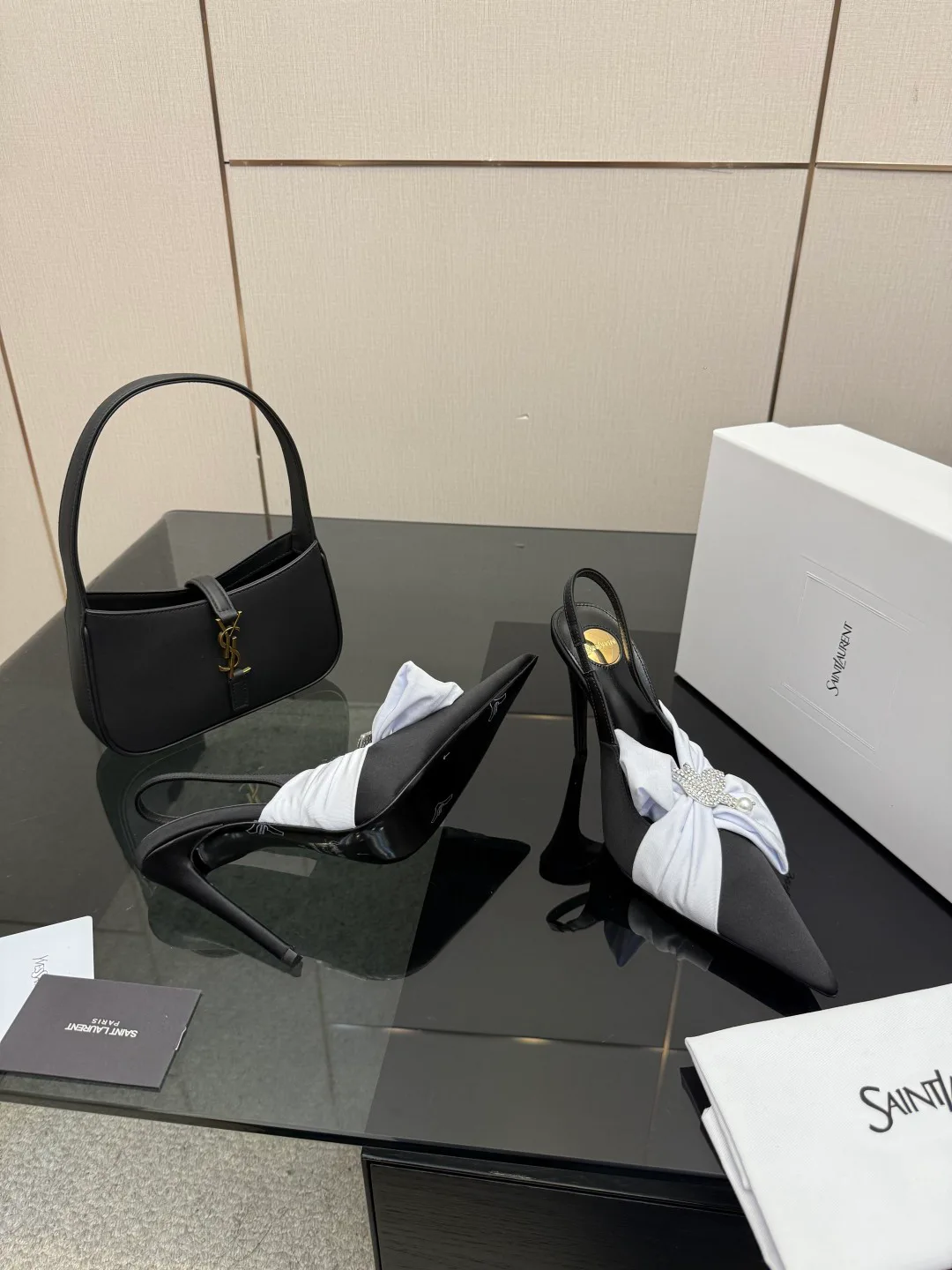 Туфли Женские Saint Laurent 2597123