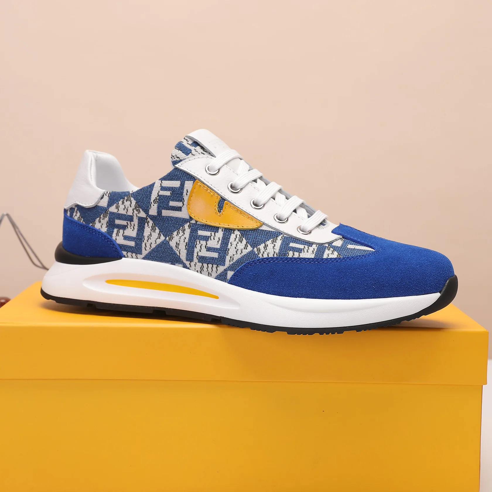 Кроссовки Мужские Fendi 1062424