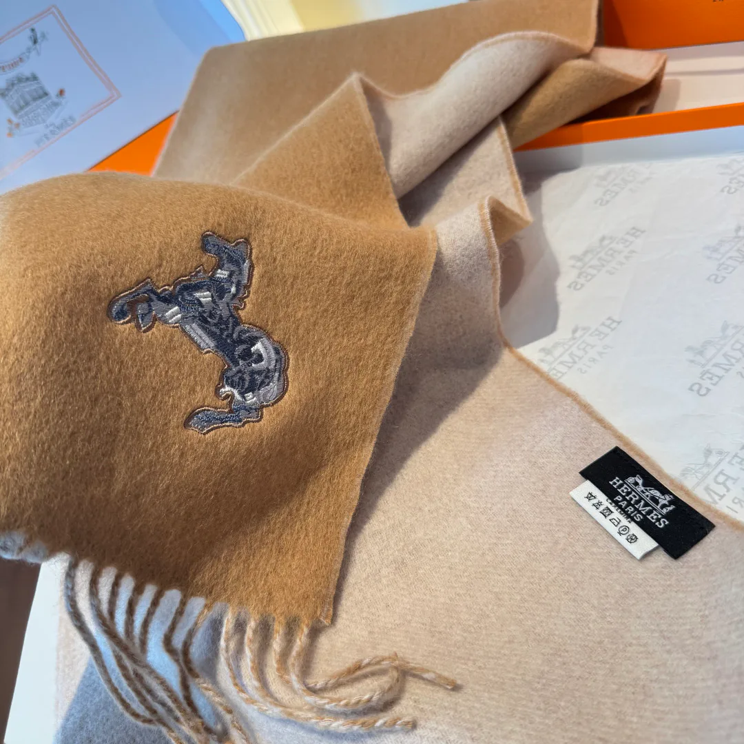 Шарфы Hermes 1973737