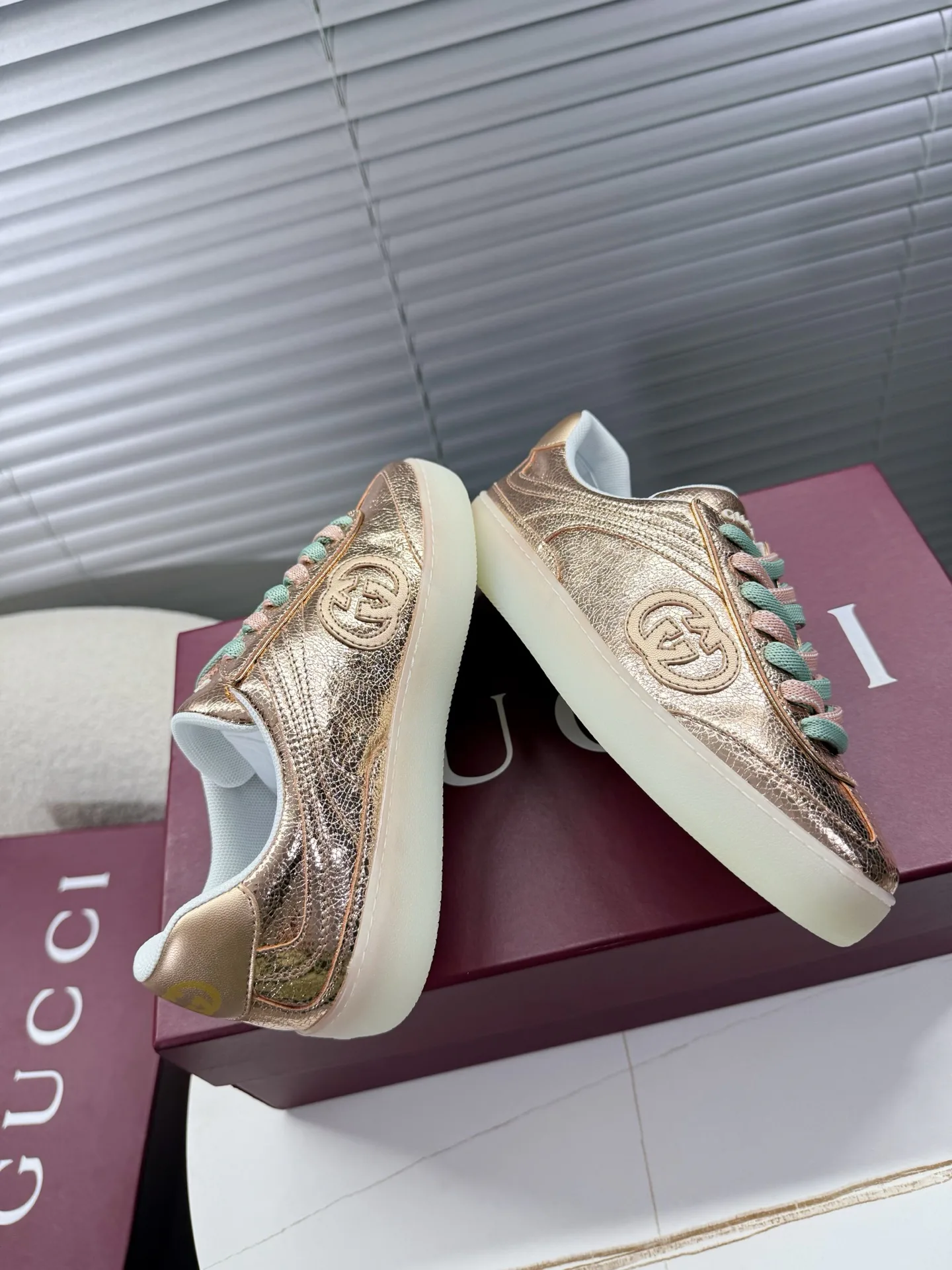 Кроссовки Женские Gucci 355966