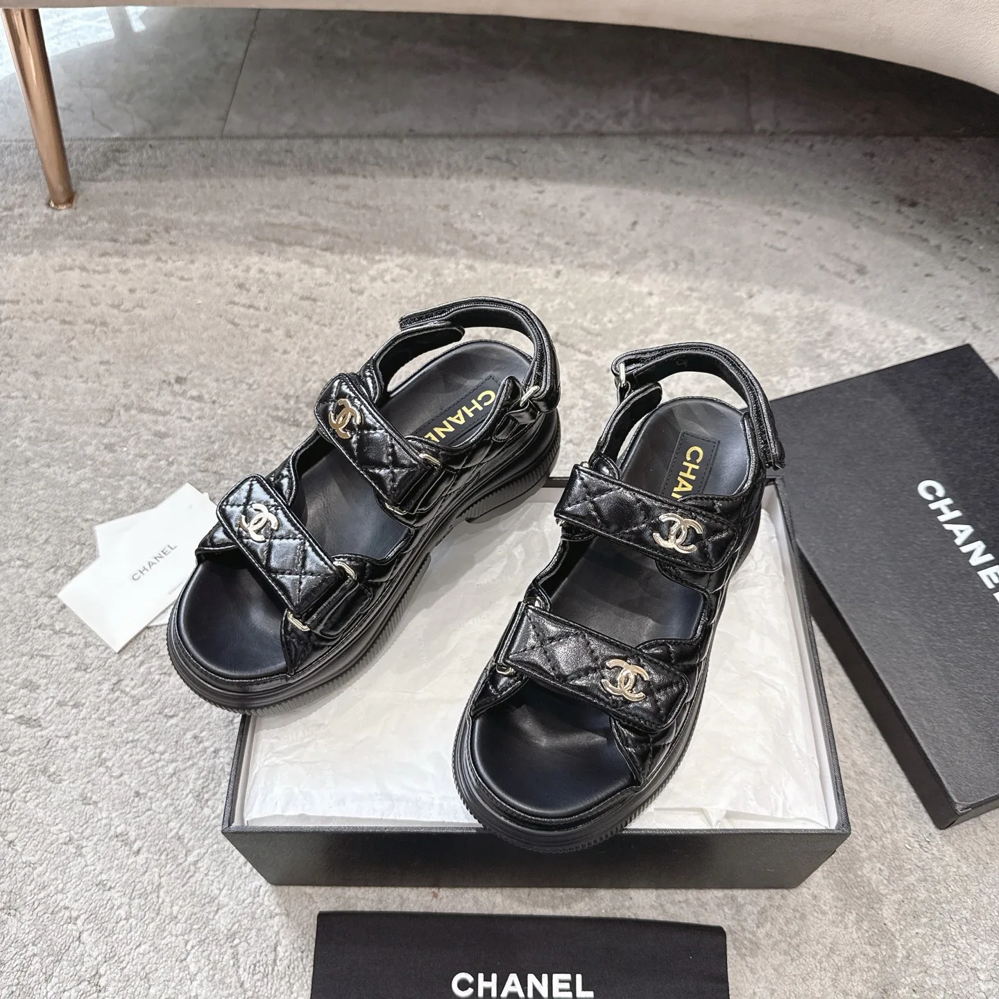 Босоножки Женские Chanel 17572325
