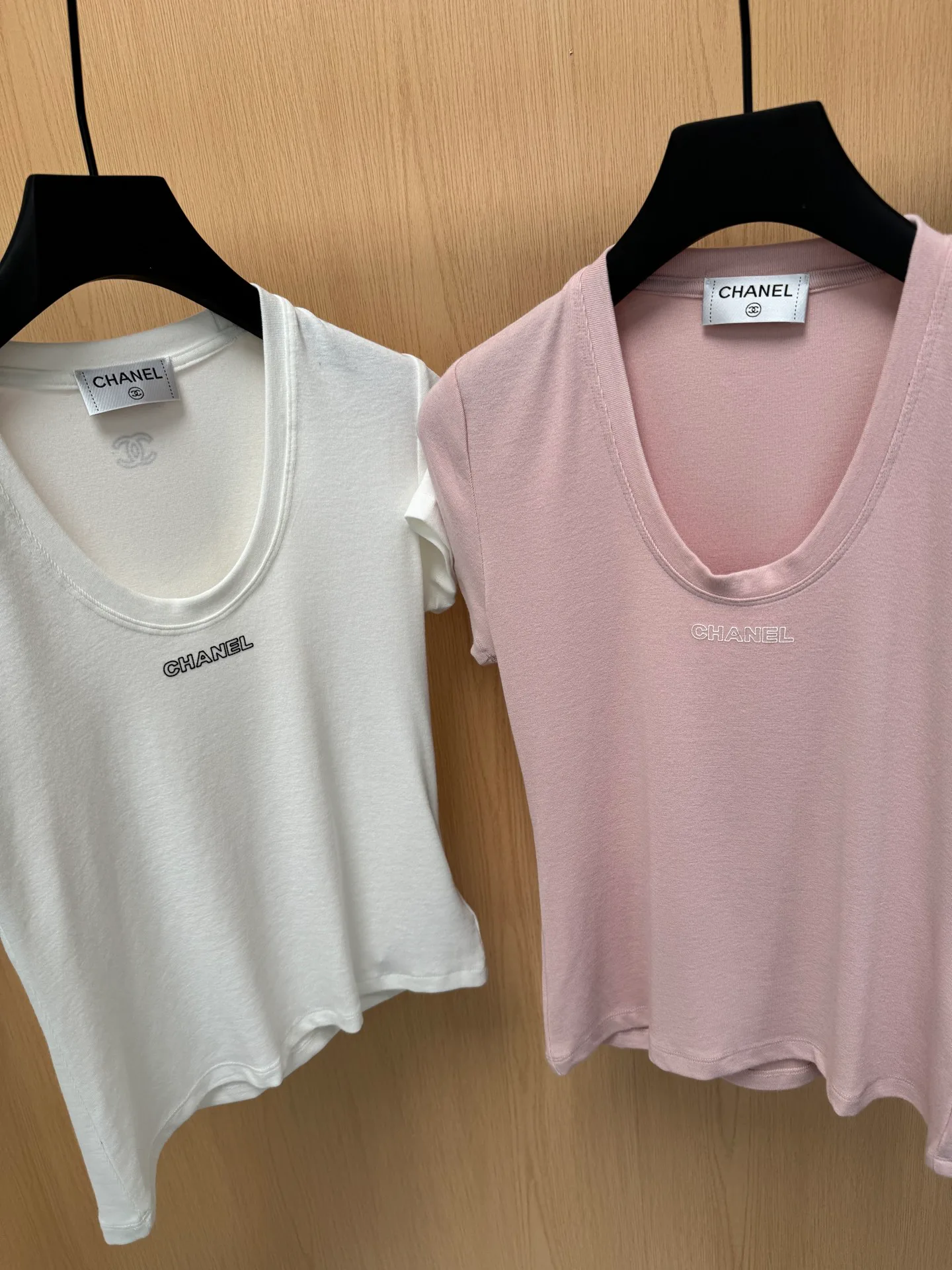 Футболки Женские Chanel 12592757