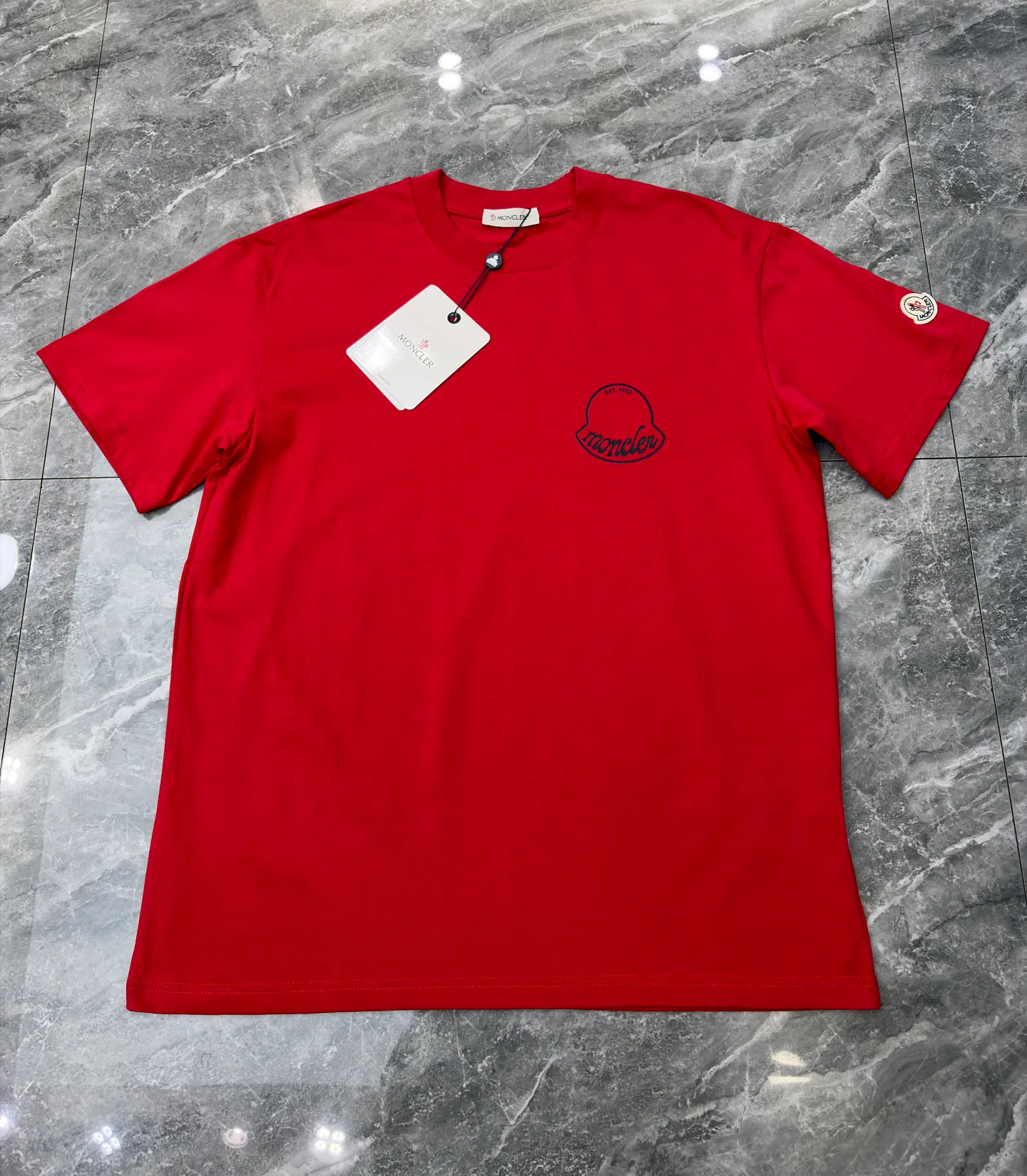 Футболки Женские Moncler 11424374