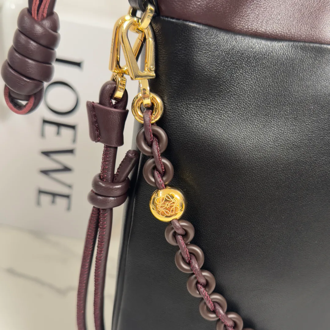 Классические Сумки Женские Loewe 11674528