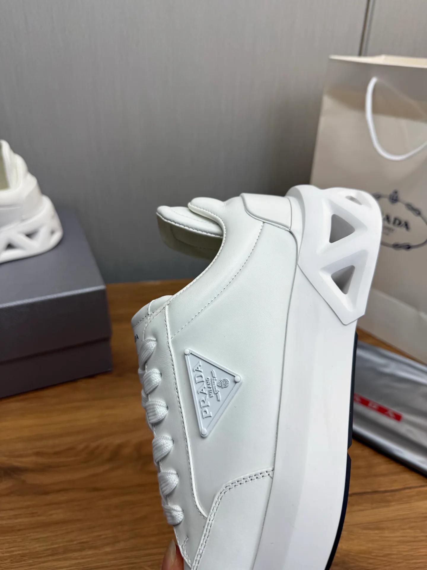 Кроссовки Мужские Prada 58148