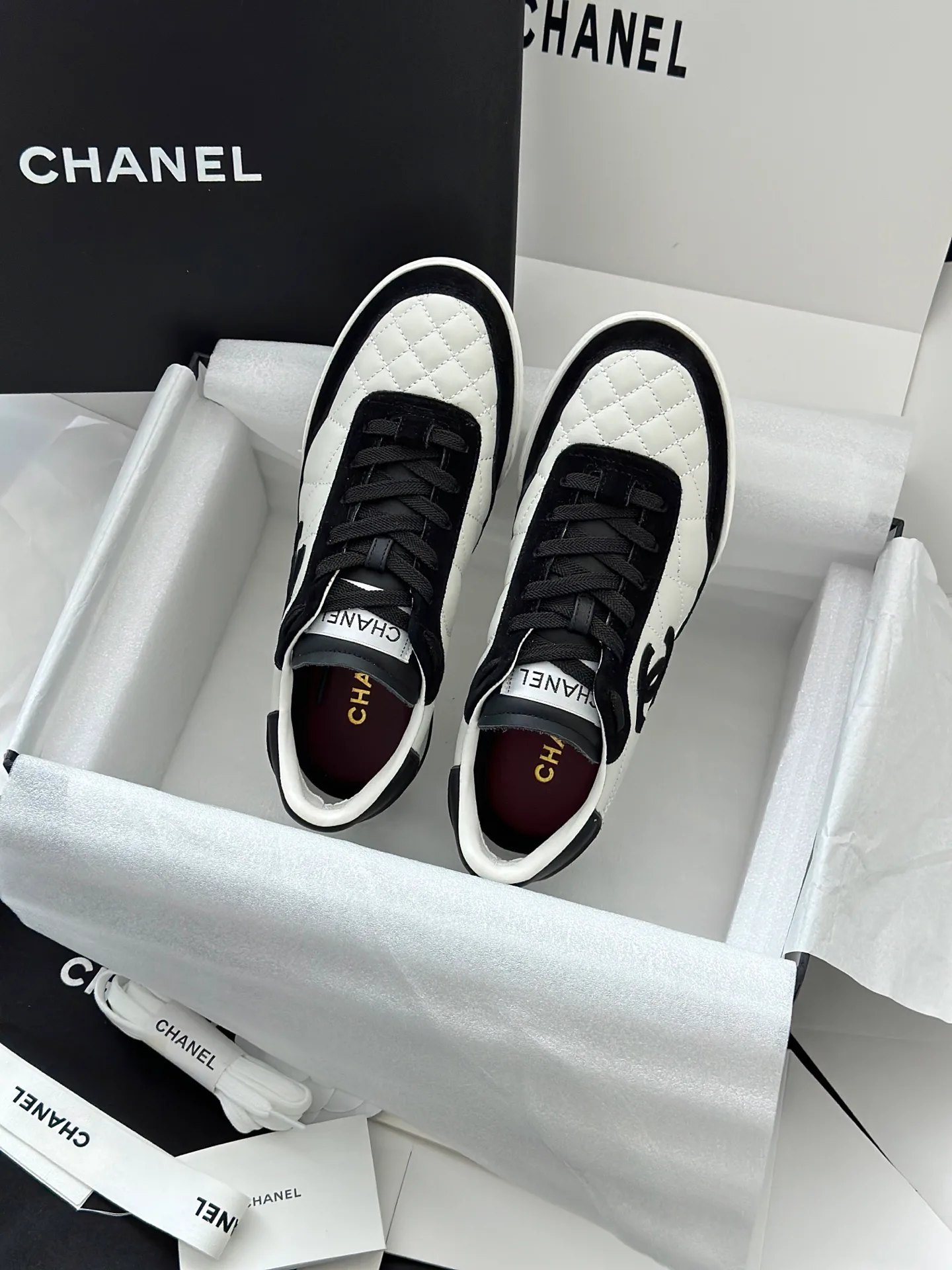 Кроссовки Женские Chanel 18765014