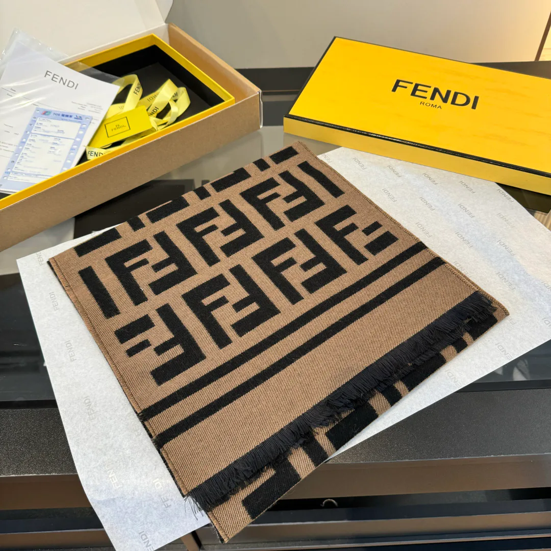 Шарфы Fendi 18275047