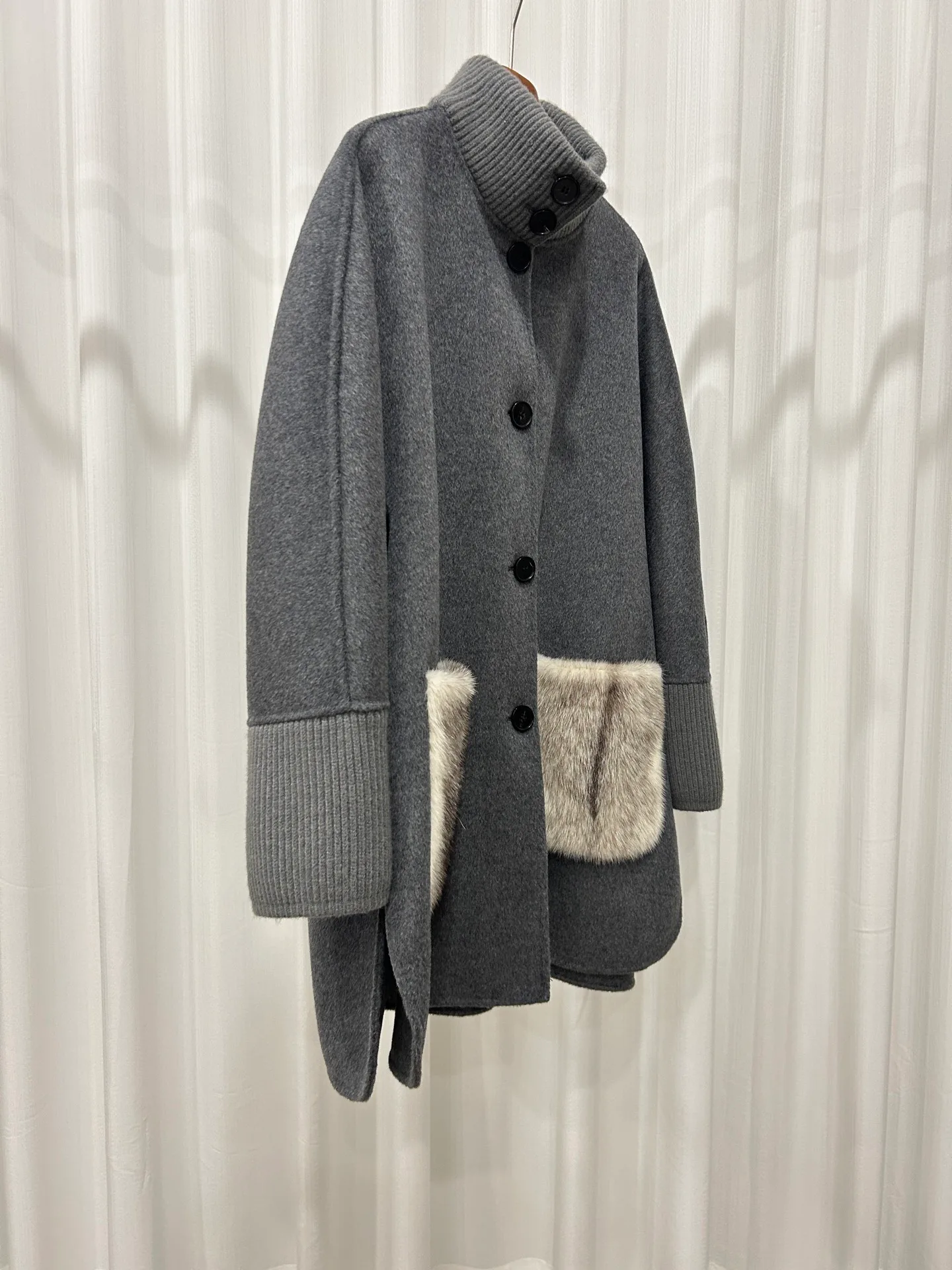 Пальто Женские Loro Piana 18888110
