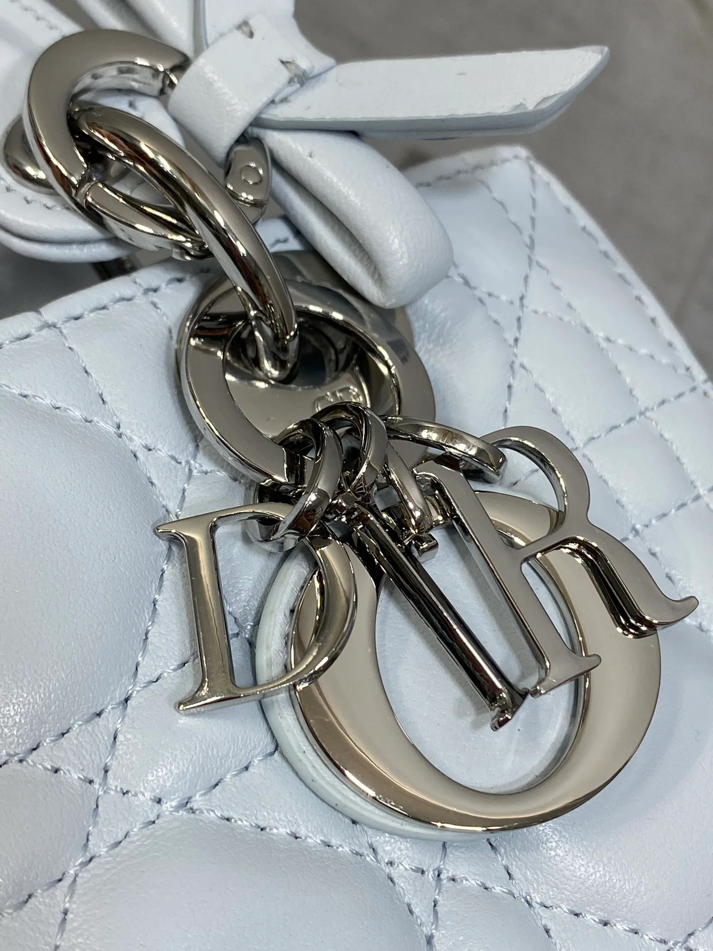 Классические Сумки Женские Christian Dior 13227172