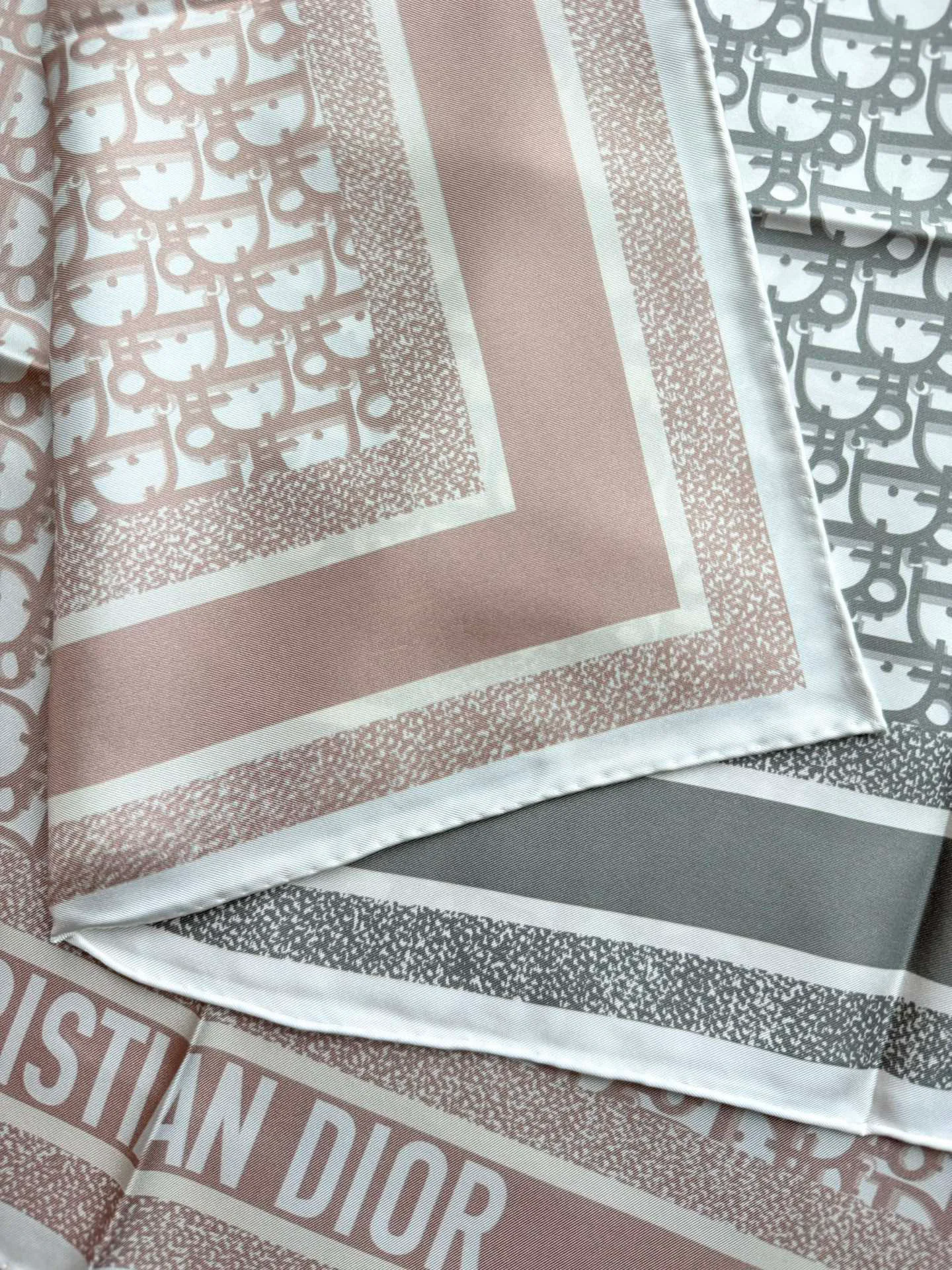 Платки Christian Dior 12737814