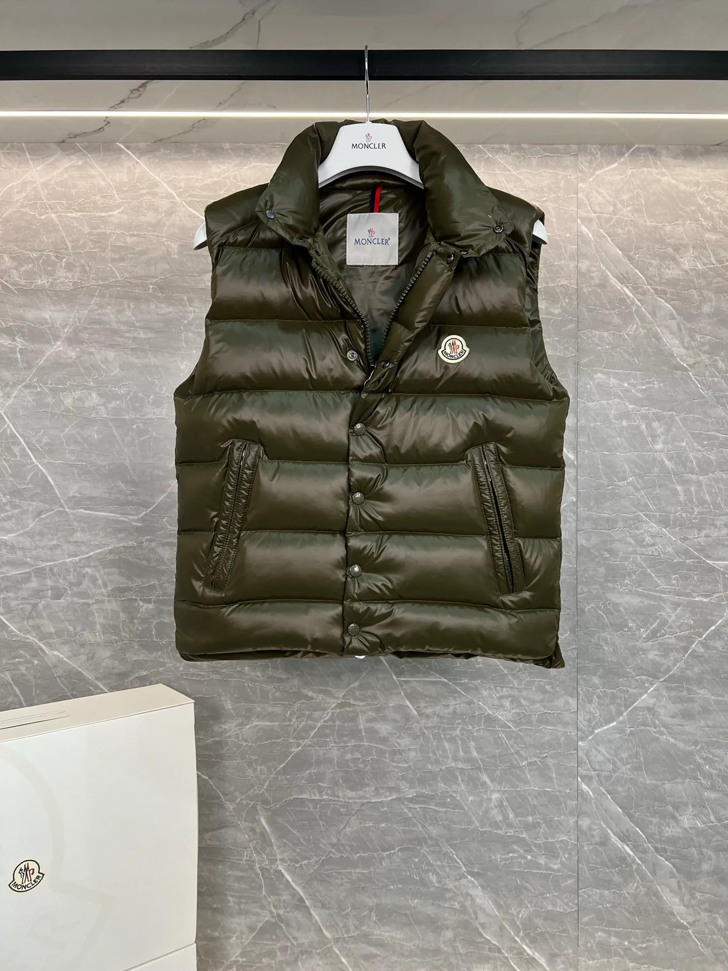 Жилеты Мужские Moncler 1845737