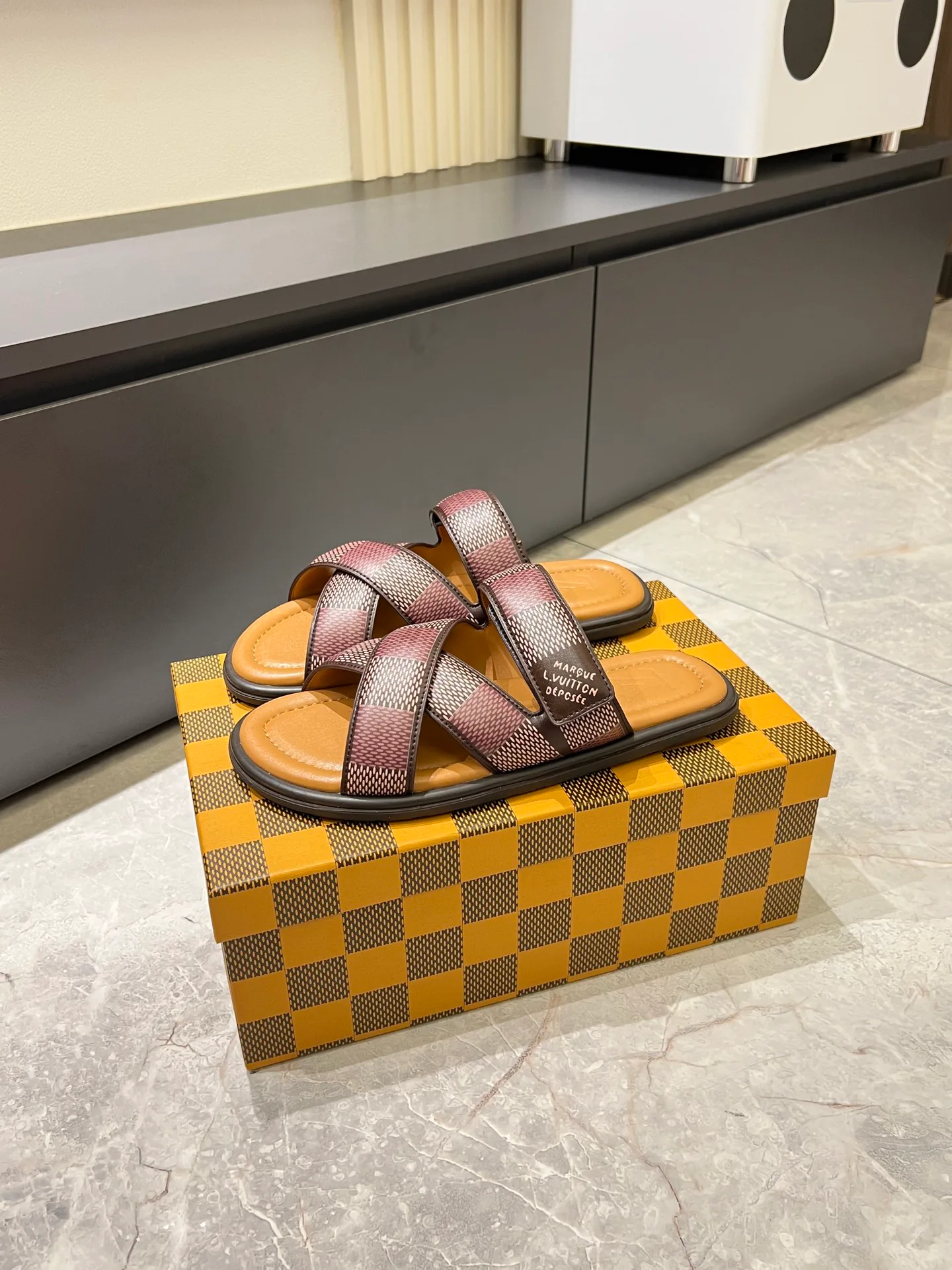 Шлепанцы Мужские Louis Vuitton 5070828