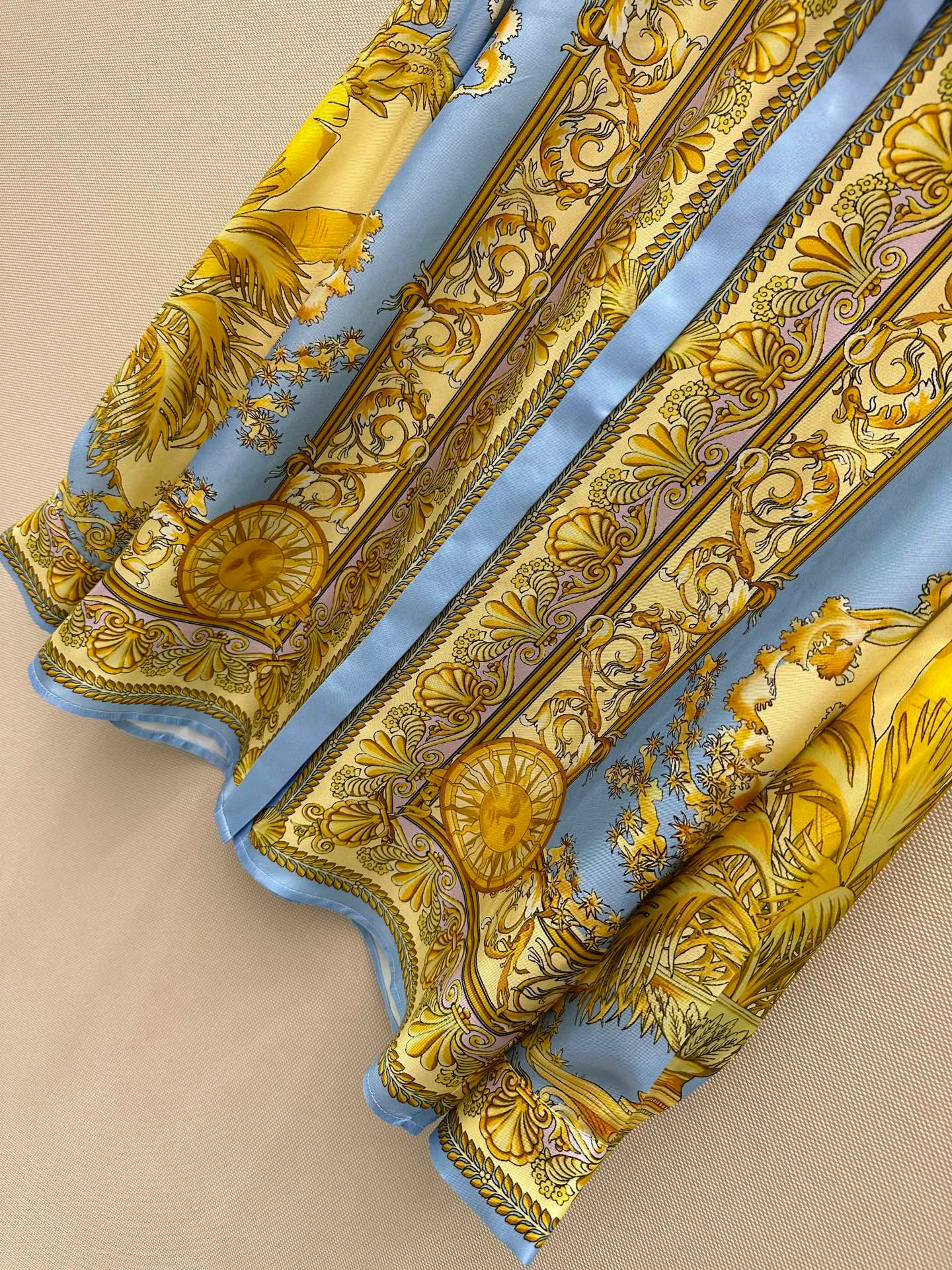 Рубашки Женские Versace 13384688