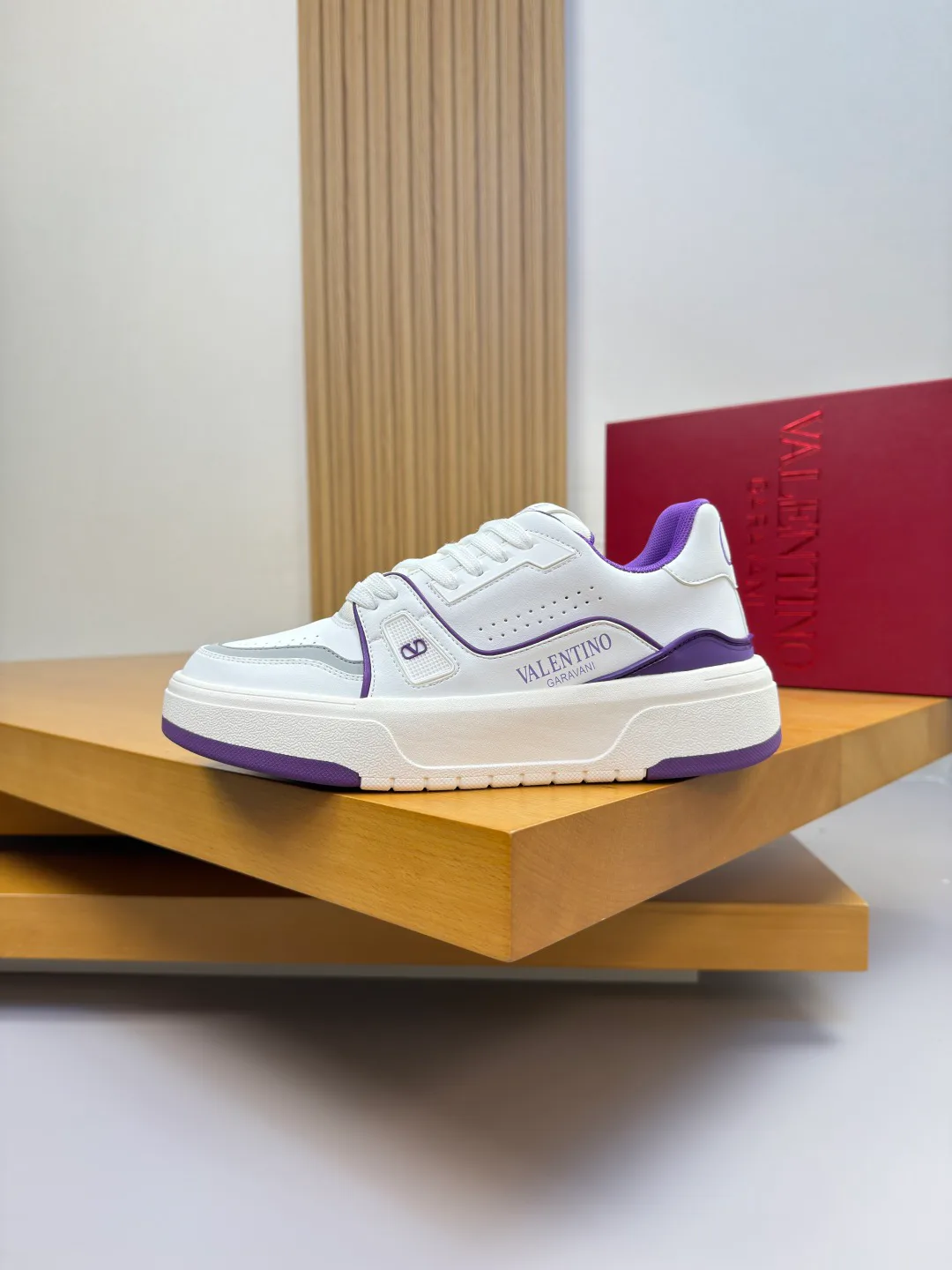 Кроссовки Женские Valentino 226777