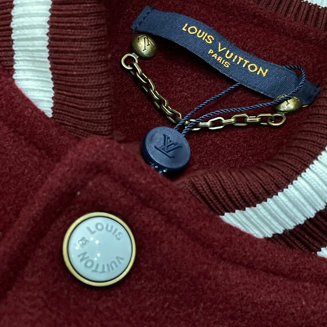 Куртки И Пуховики Женские Louis Vuitton 212667