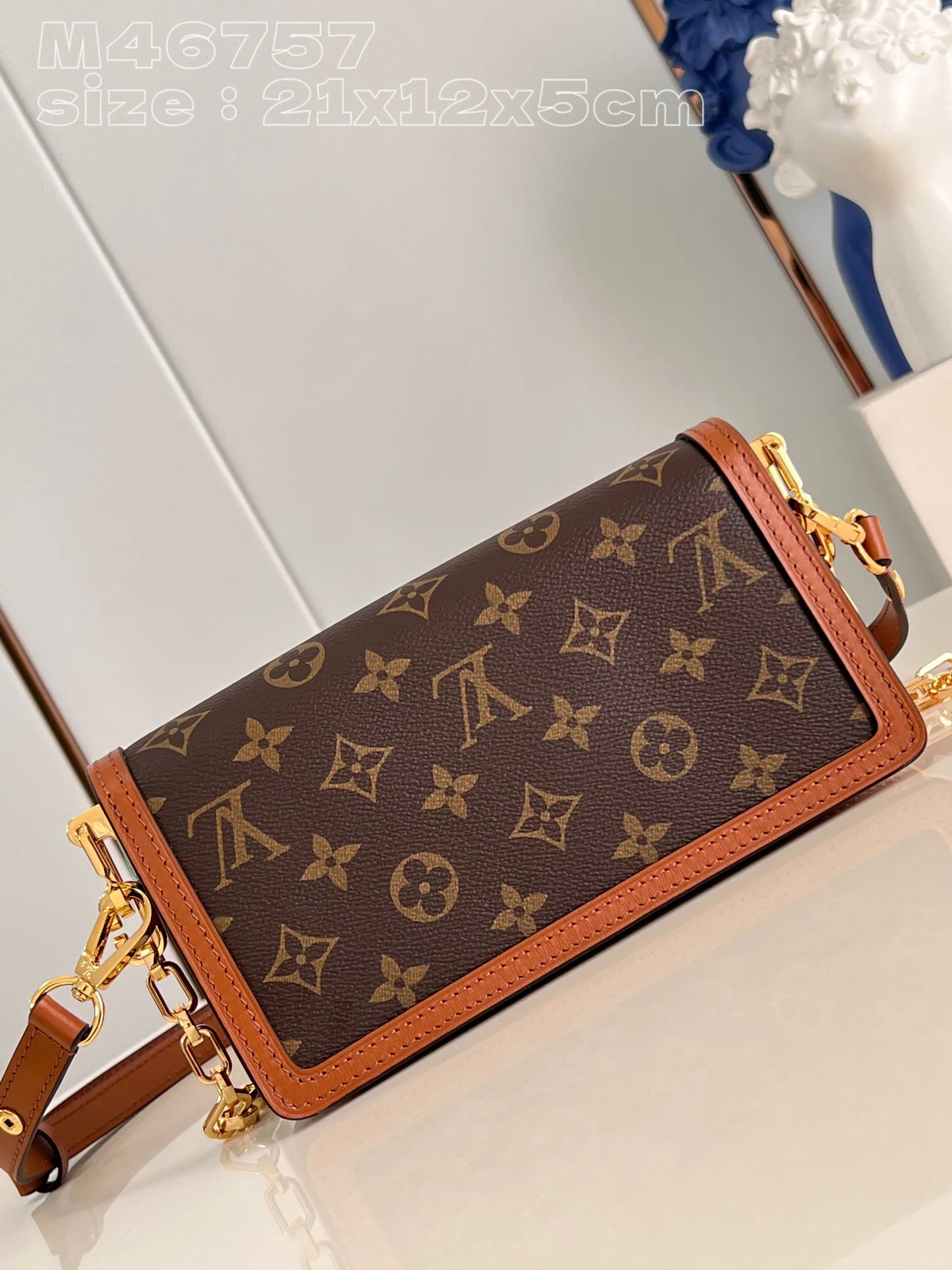 Сумки На Ремне Женские Louis Vuitton 8154