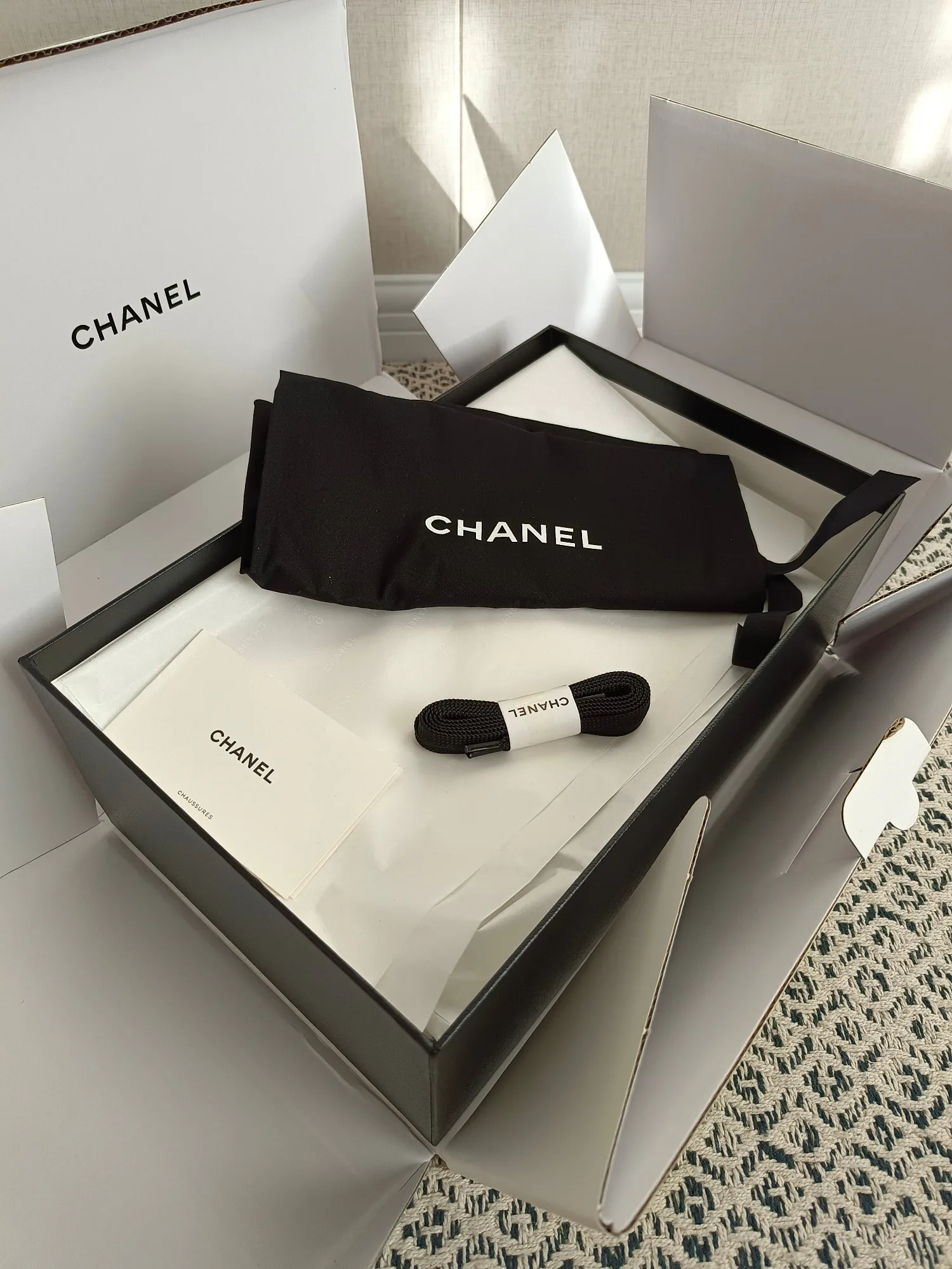Кроссовки Женские Chanel 18274003