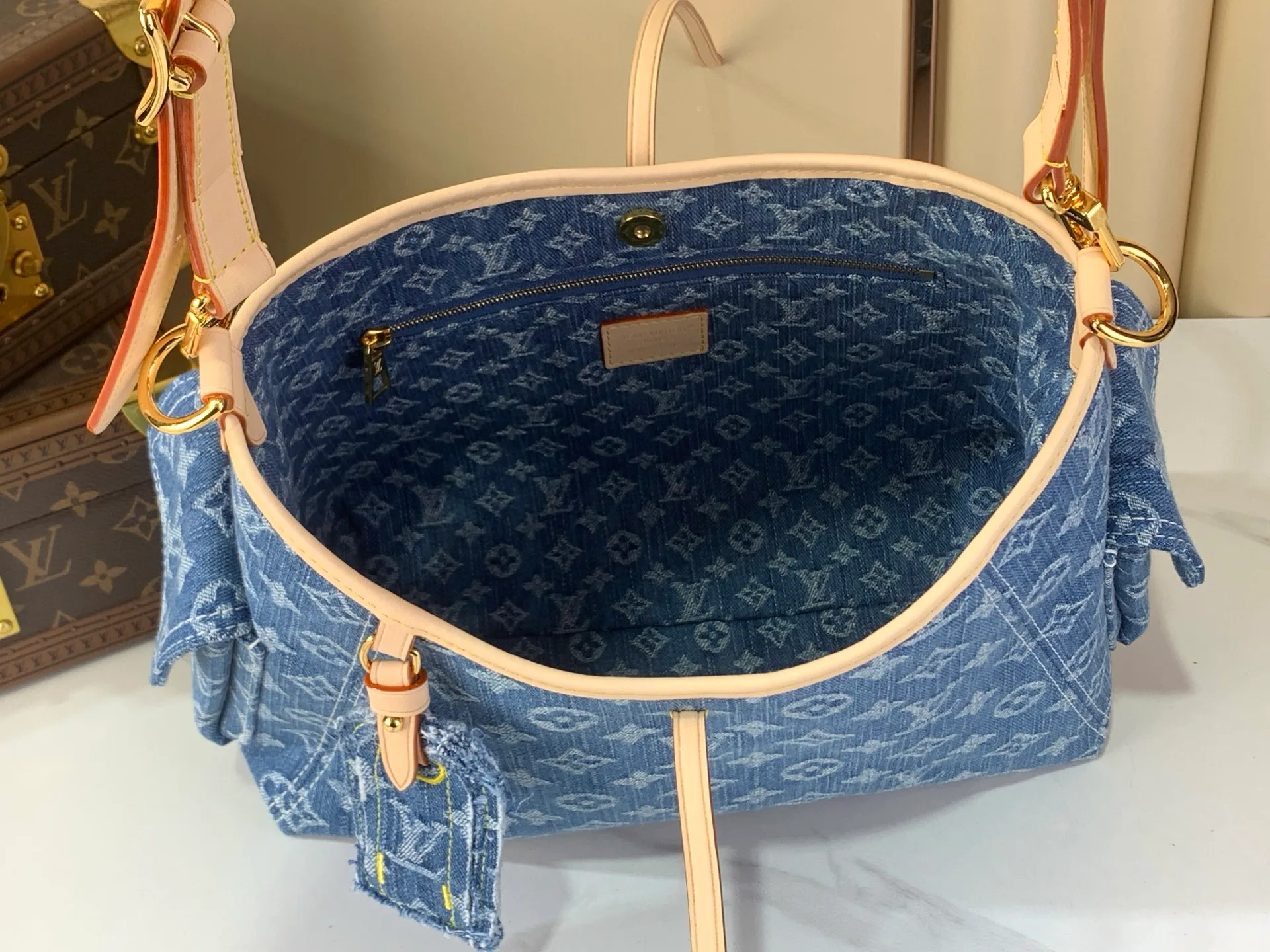 Сумки На Ремне Женские Louis Vuitton 11727936