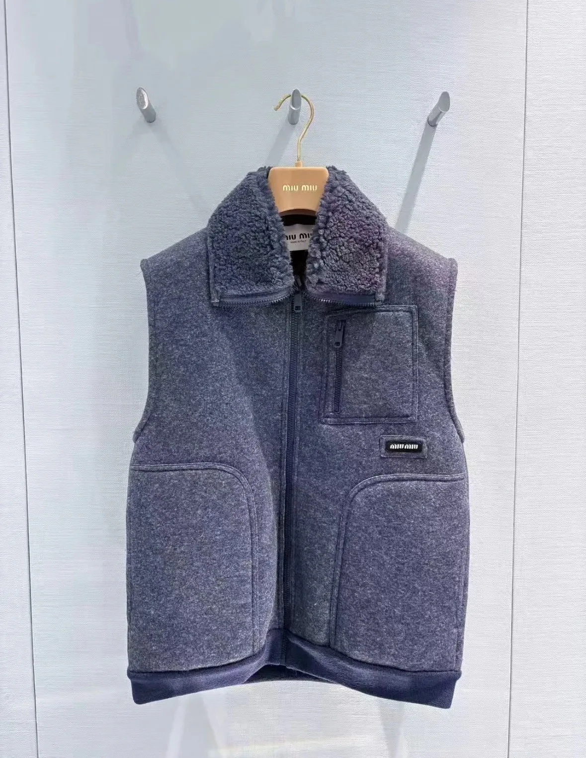 Жилеты Женские Miu Miu 714610