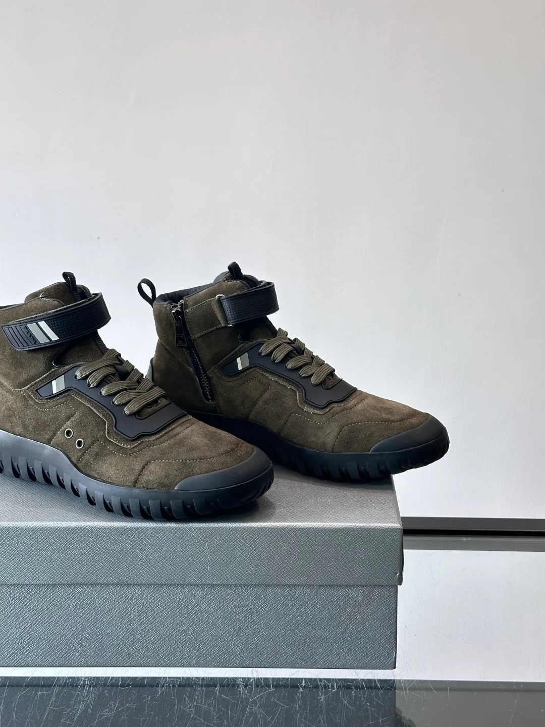 Кроссовки Мужские Prada 5030165