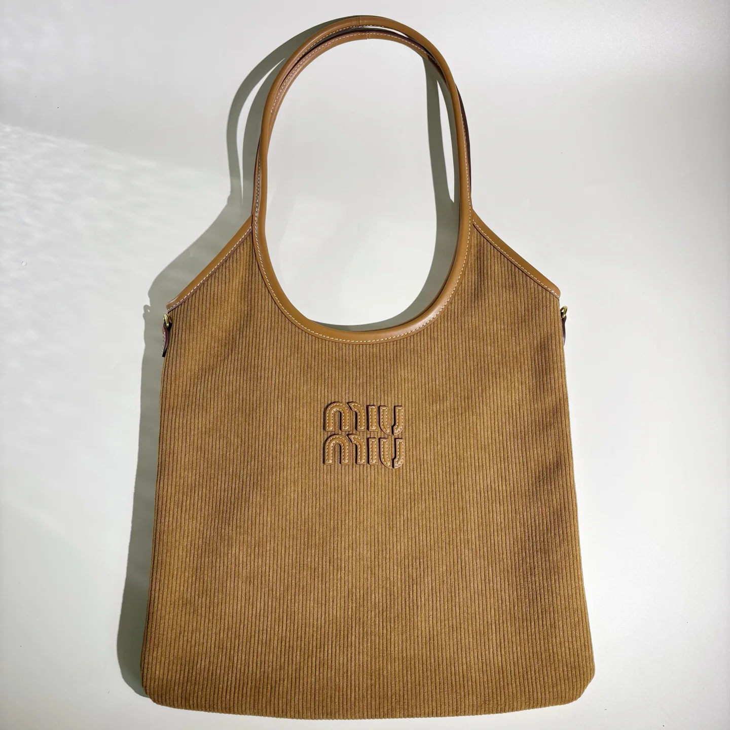 Классические Сумки Женские Miu Miu 10105222