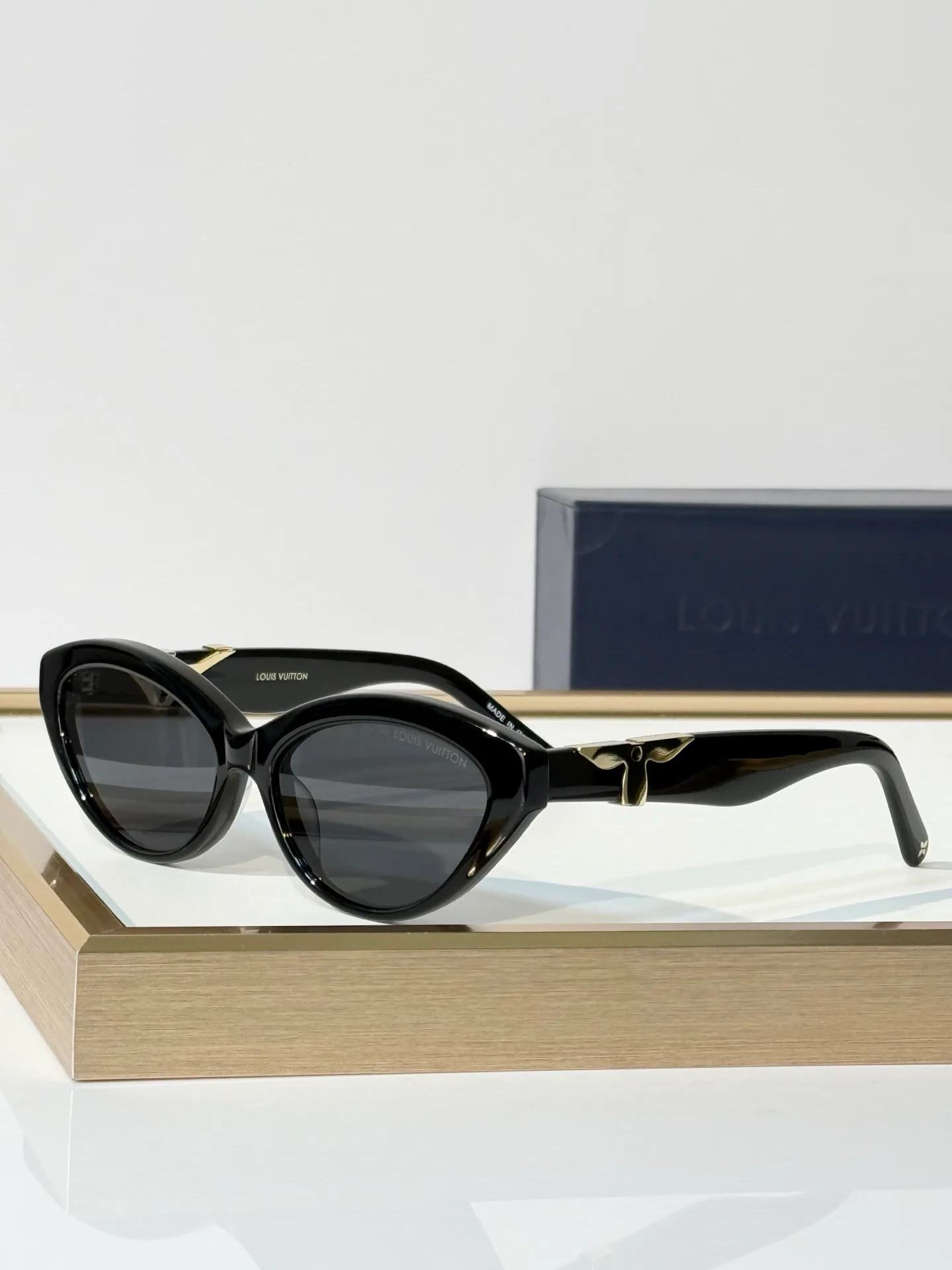 Очки Louis Vuitton 18117698
