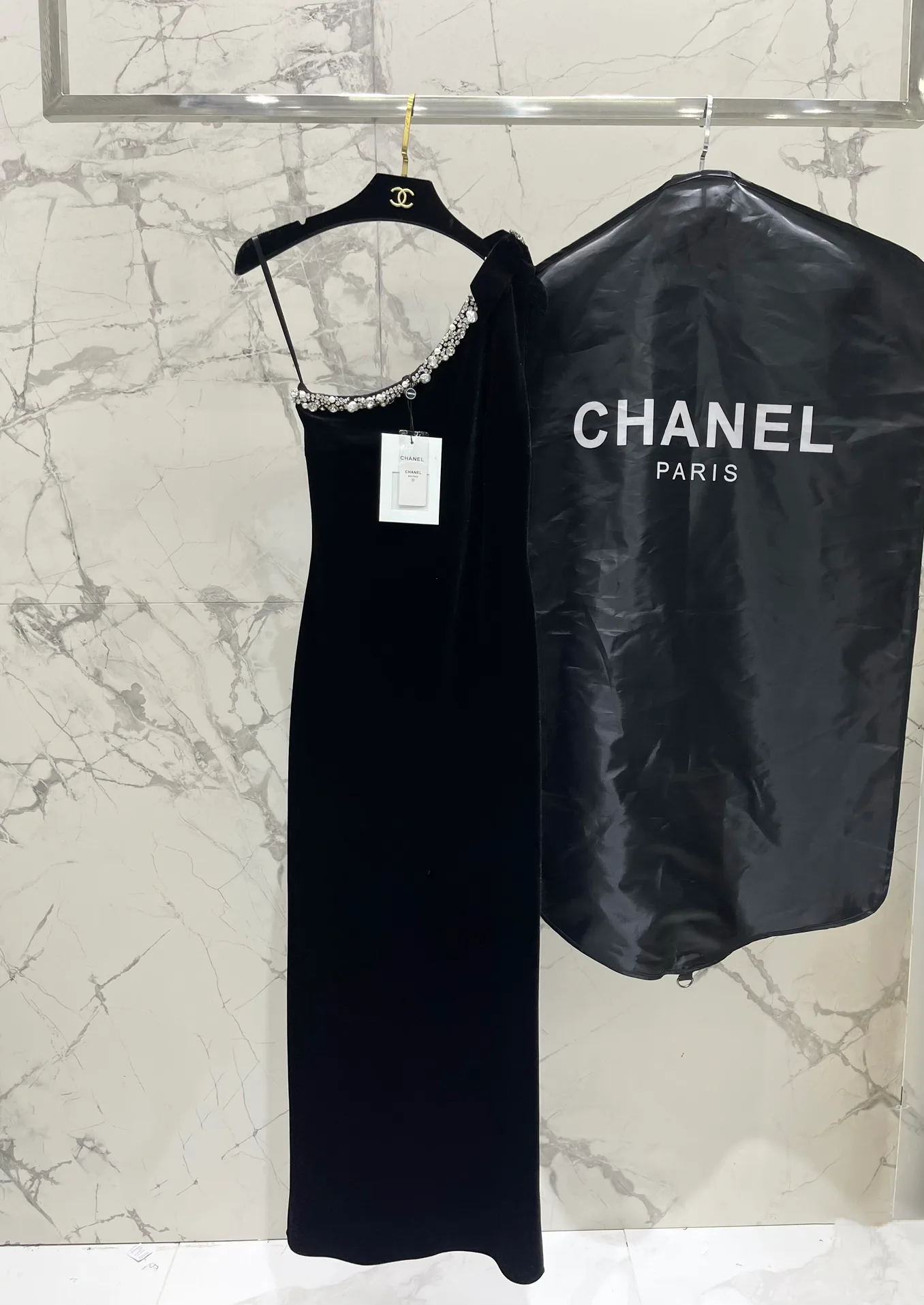 Платья Женские Chanel 18527334