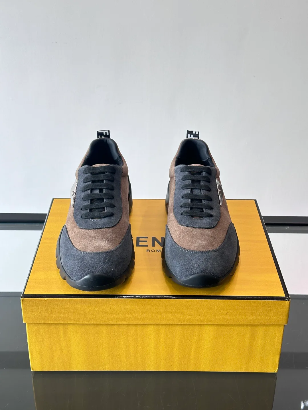 Кроссовки Мужские Fendi 5223374