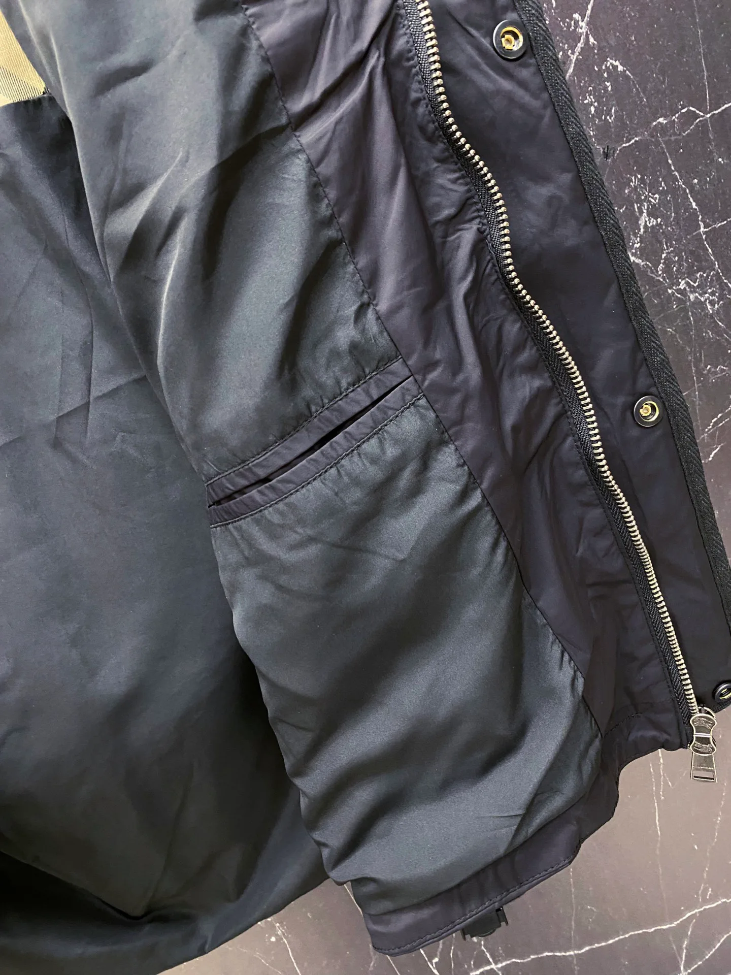 Жилеты Женские Burberry 9760609