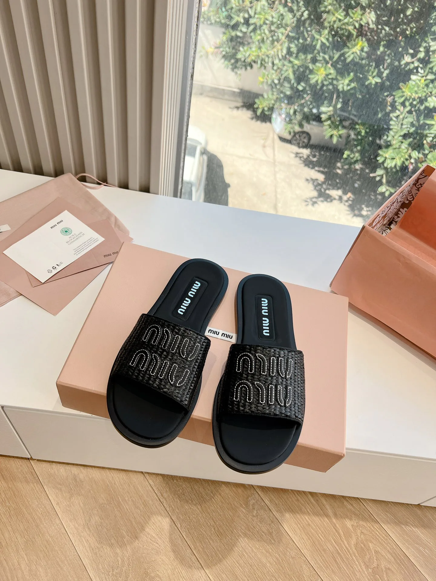 Шлепанцы Женские Miu Miu 12715029