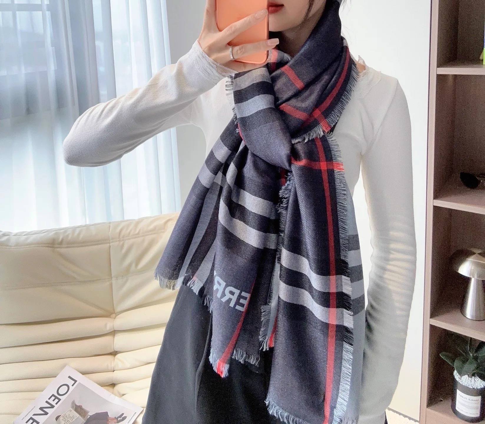 Шарфы Burberry 18401187